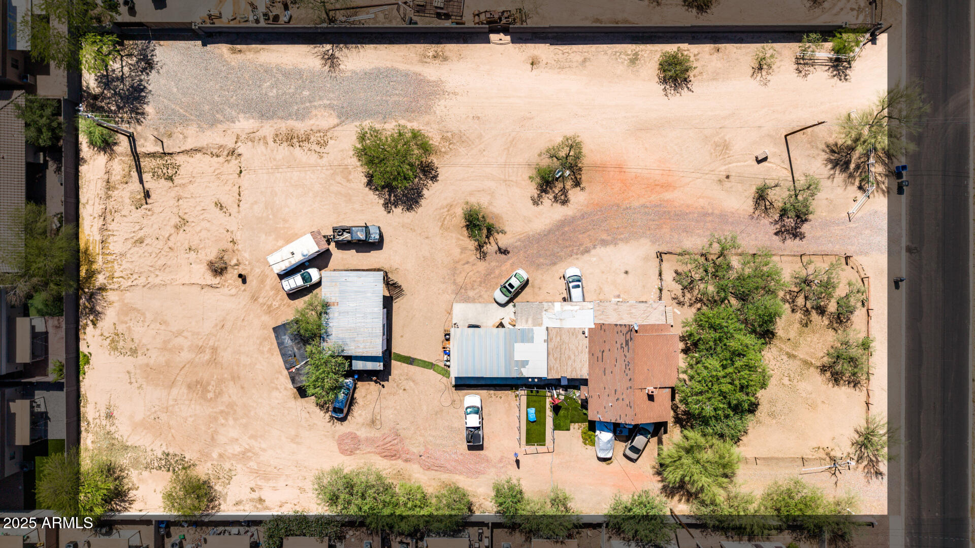 1851 E CAMPO BELLO Drive