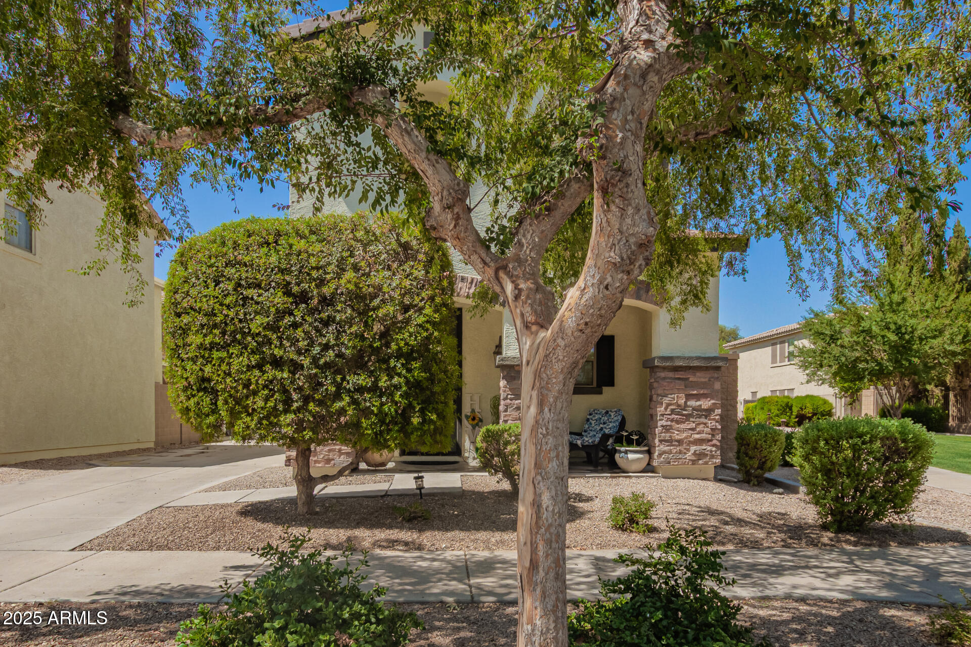 21128 E MUNOZ Drive