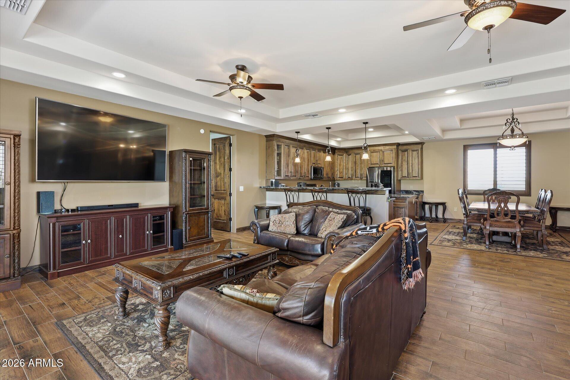 53 N La Barge Road