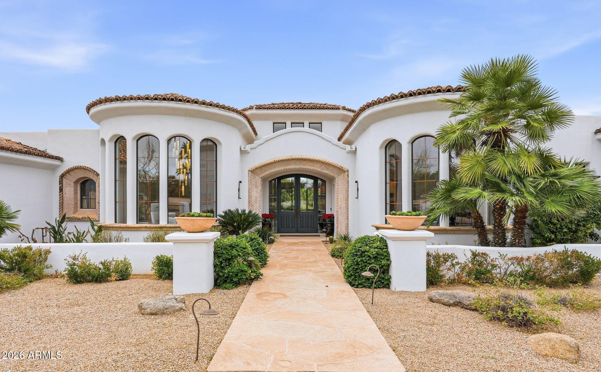 6901 E NORTHERN Avenue