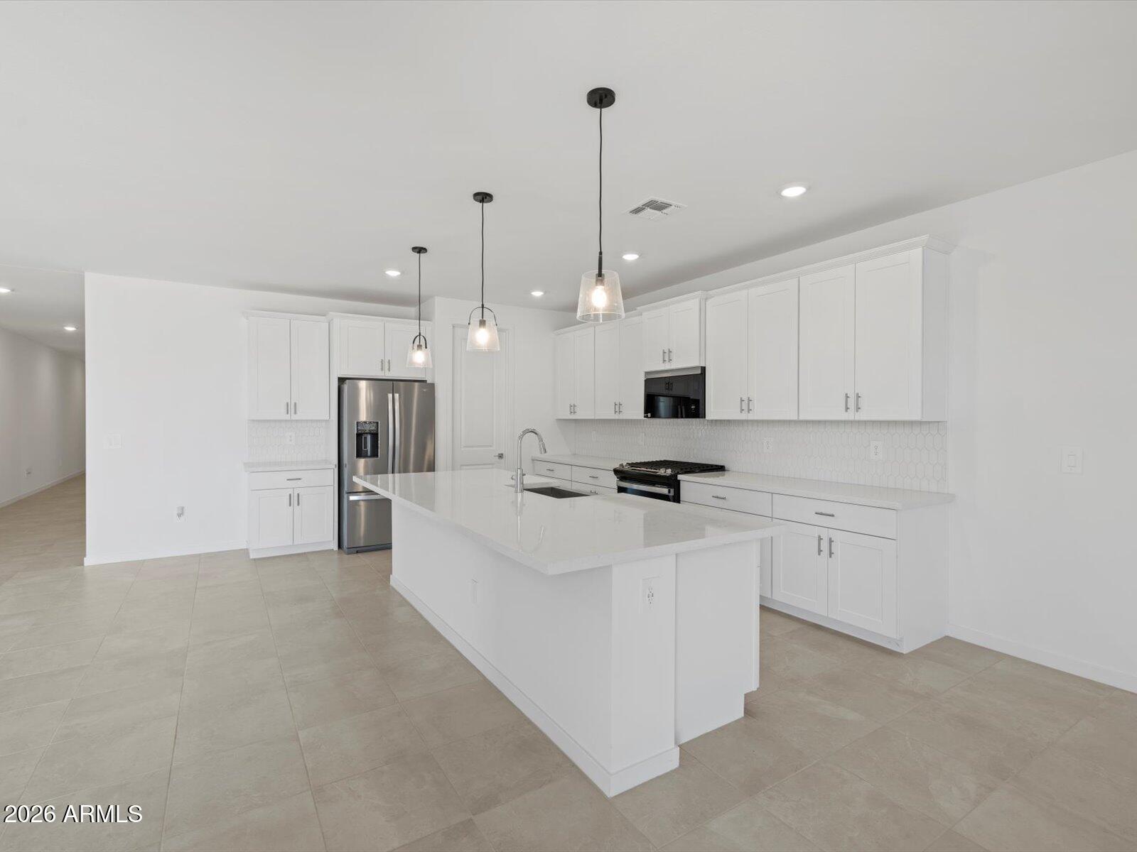 Properties 3 37109 W Montserrat Street