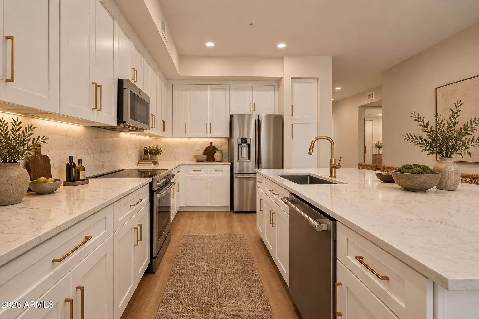 7126 E OSBORN Road 1020