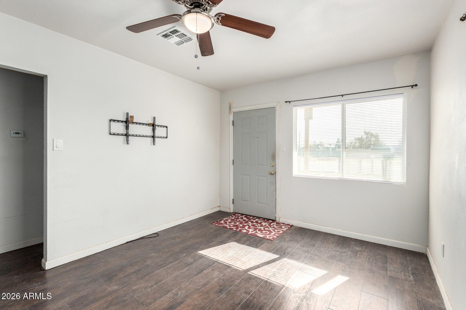 460 W SPRUELL Avenue
