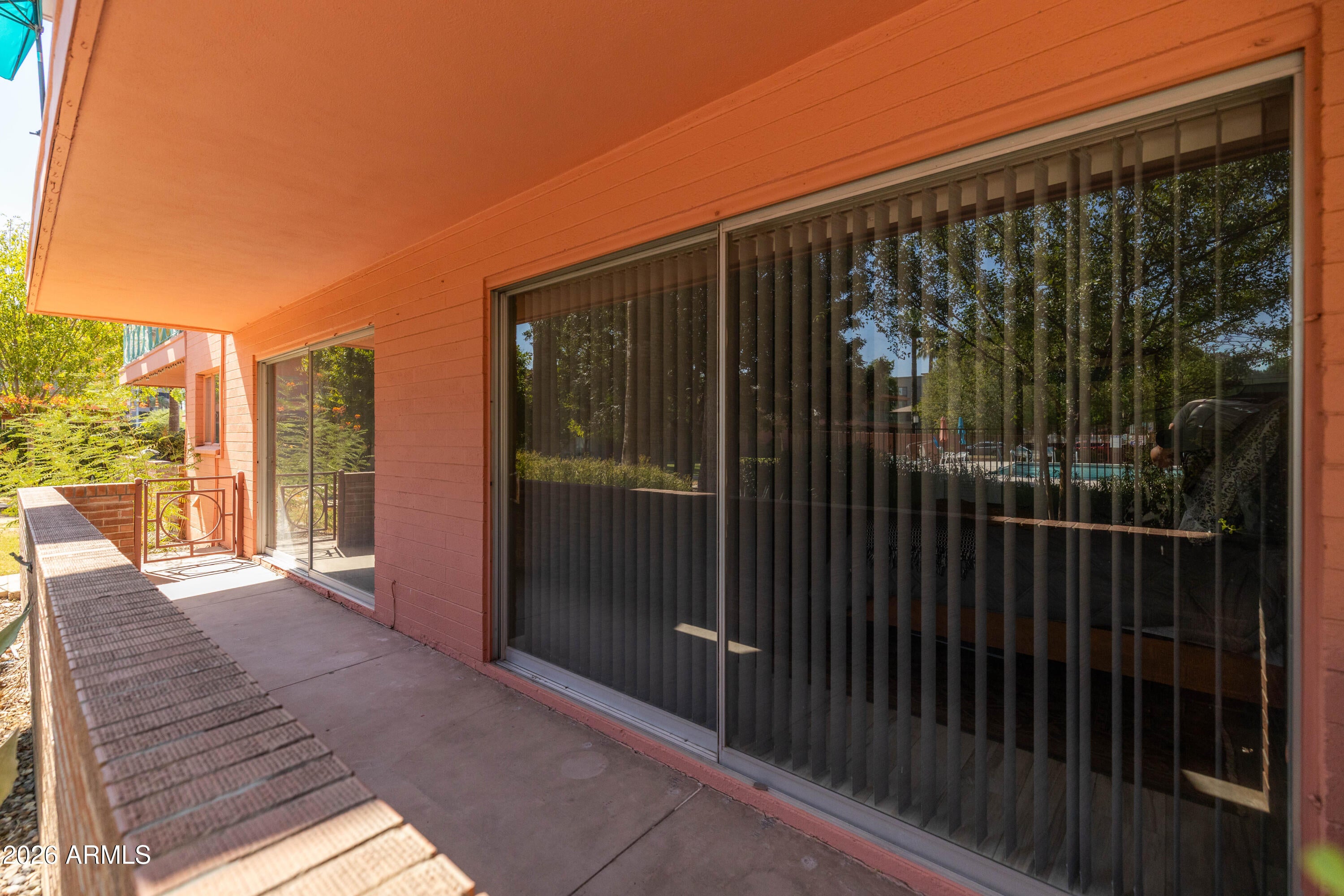 140 E Coronado Road 19