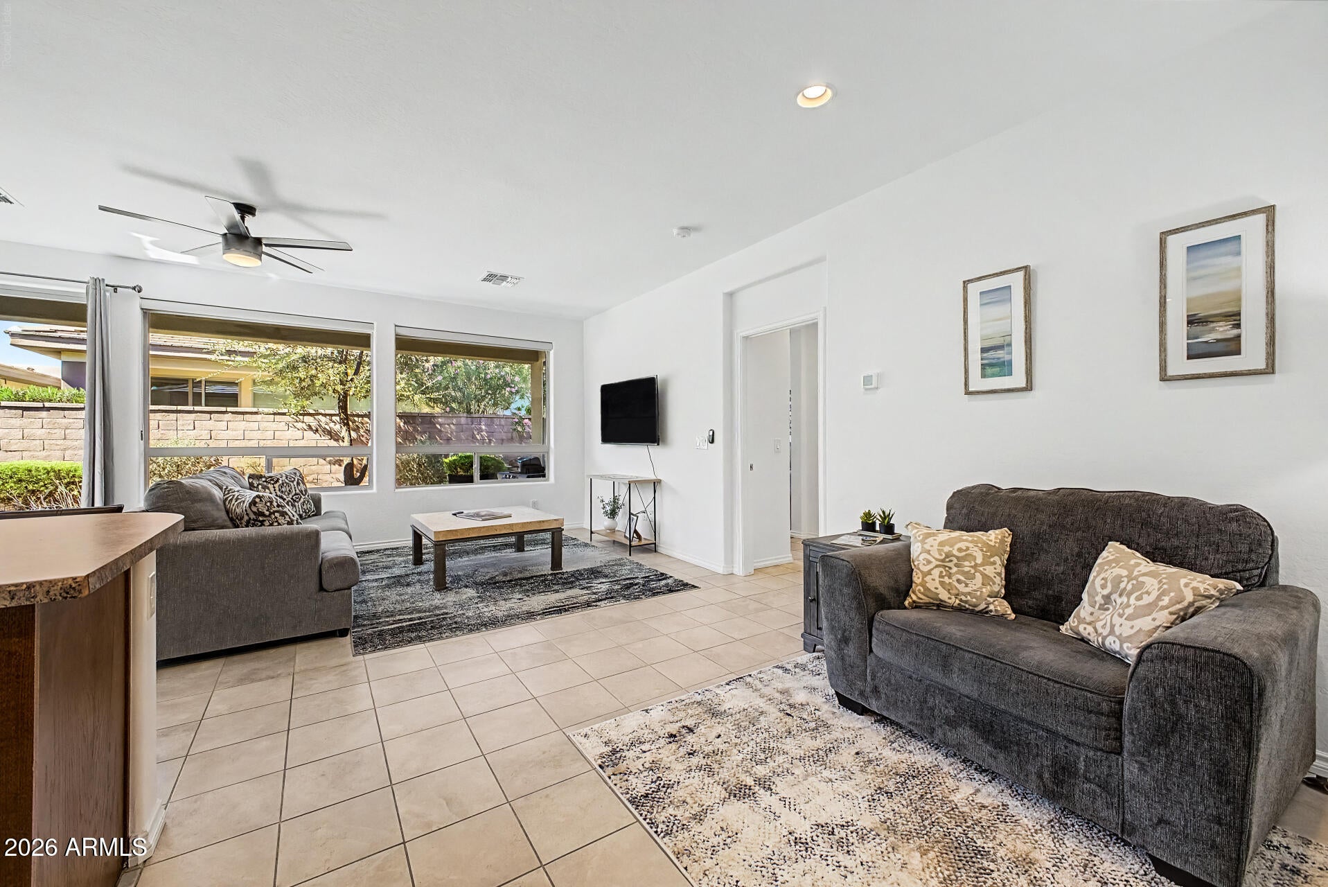 678 E COBBLE STONE Drive