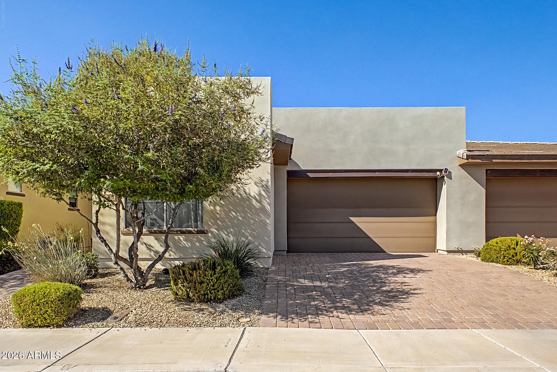 678 E COBBLE STONE Drive