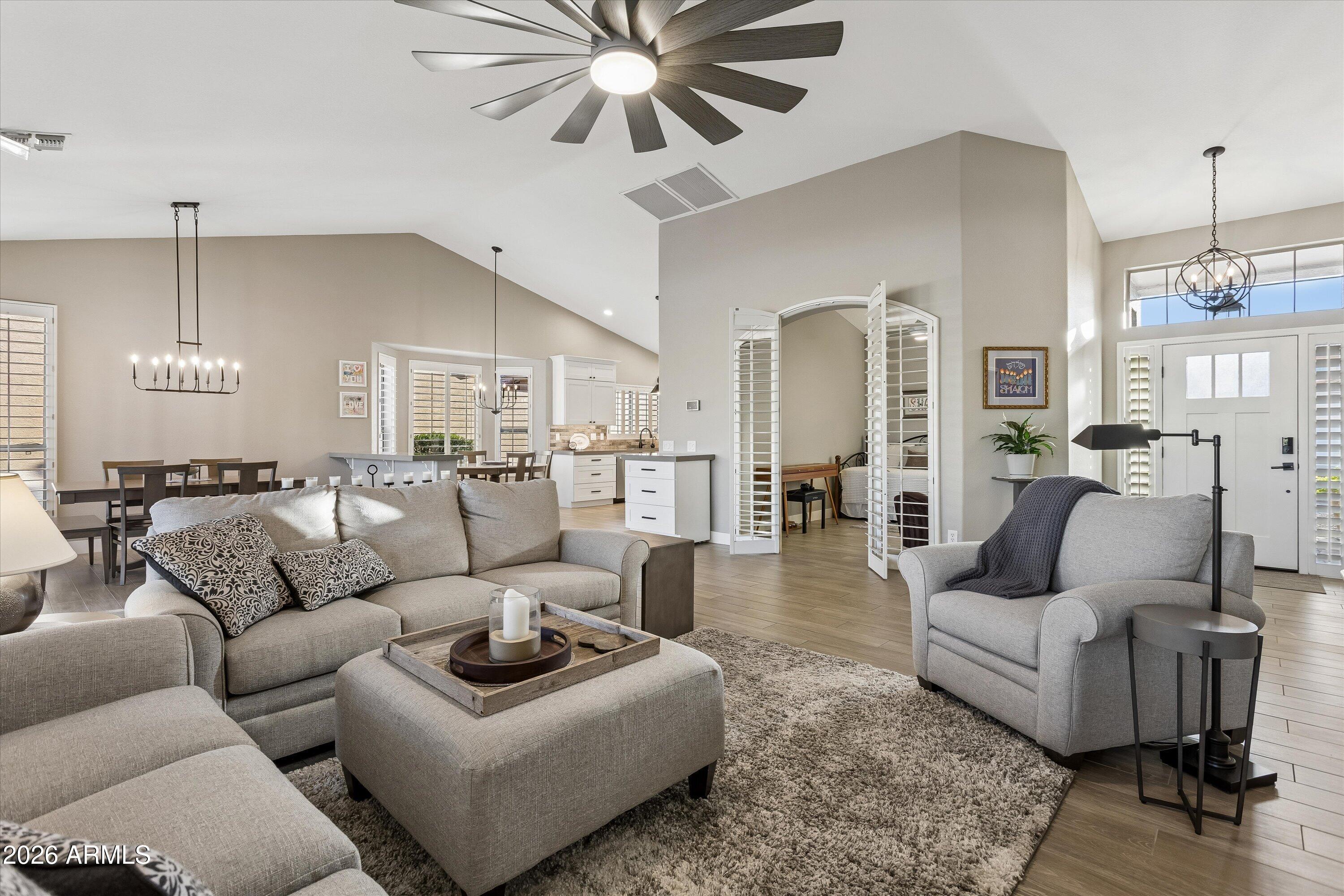 9010 E CEDAR WAXWING Drive