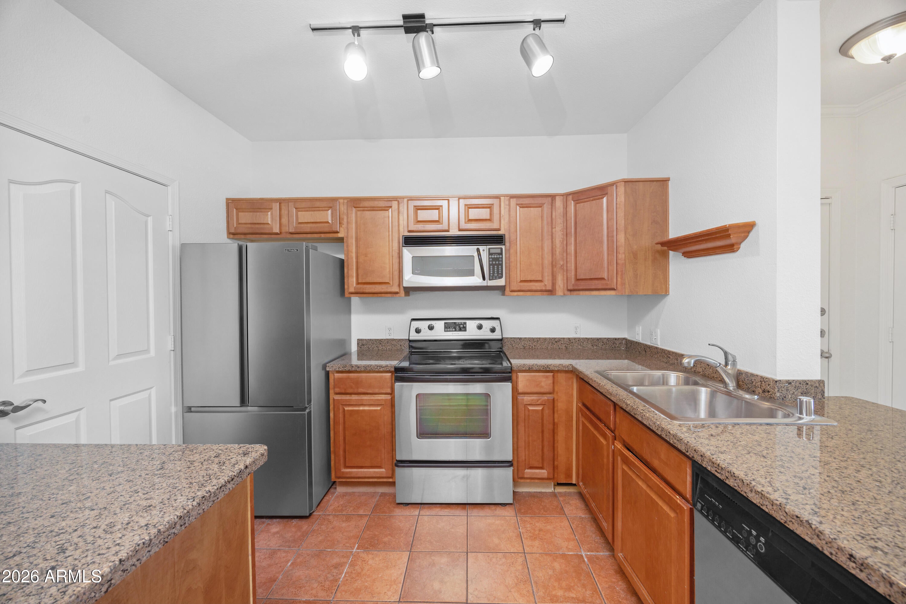 16013 S DESERT FOOTHILLS Parkway 2153