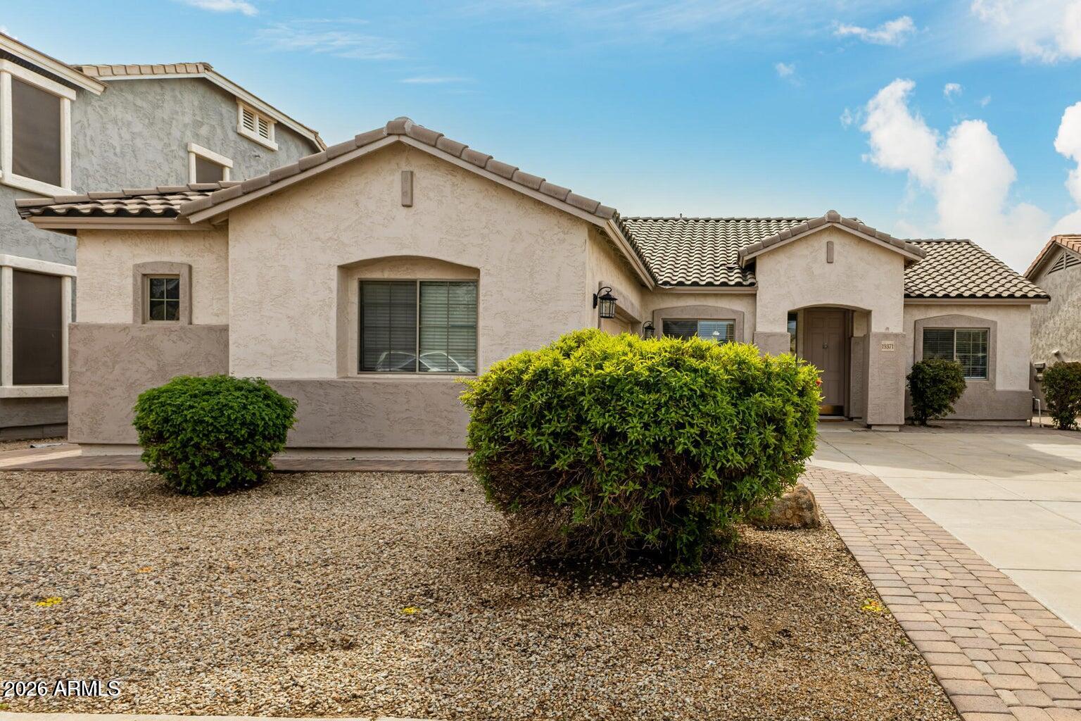 19371 E CARRIAGE Way