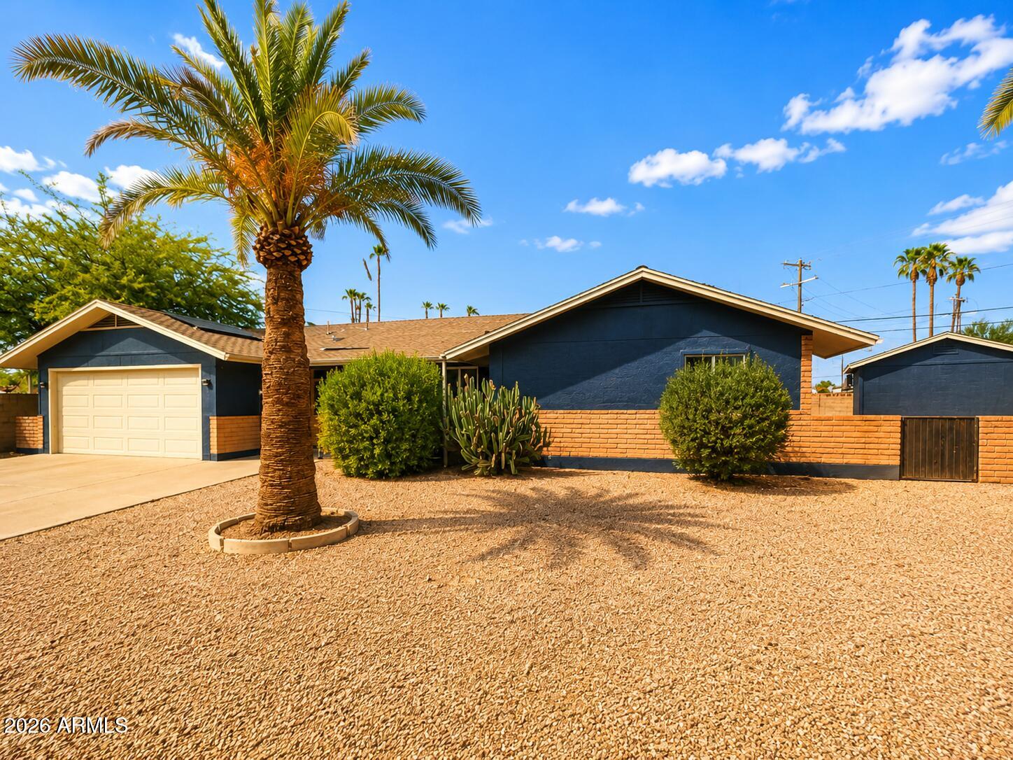 322 E MARKLEY Drive