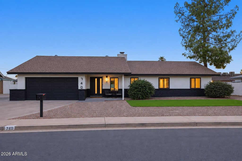 Photo of 740 N Oracle, Mesa, AZ 85203 (MLS # 7036072)