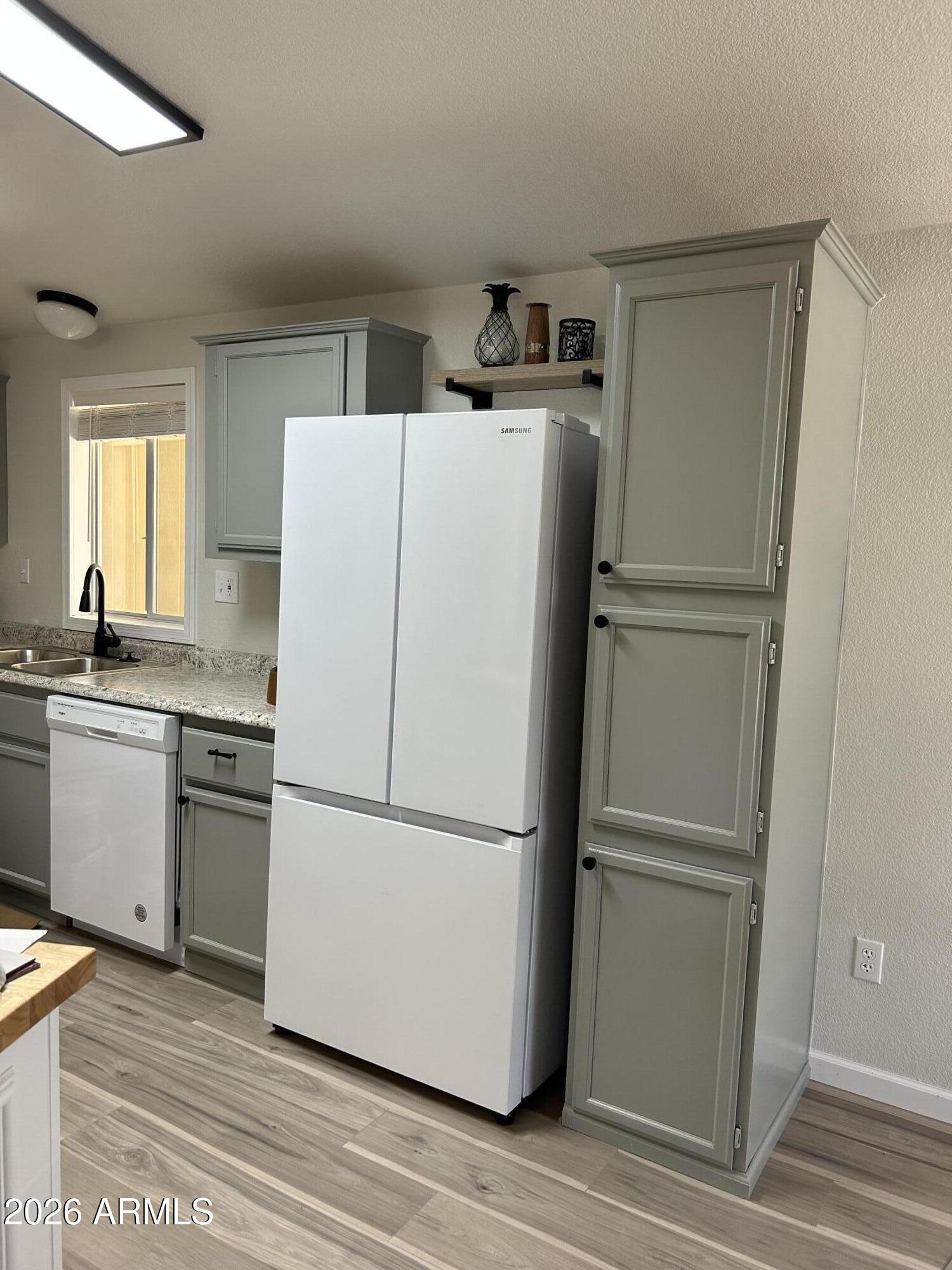 Apache East Estate - Residential