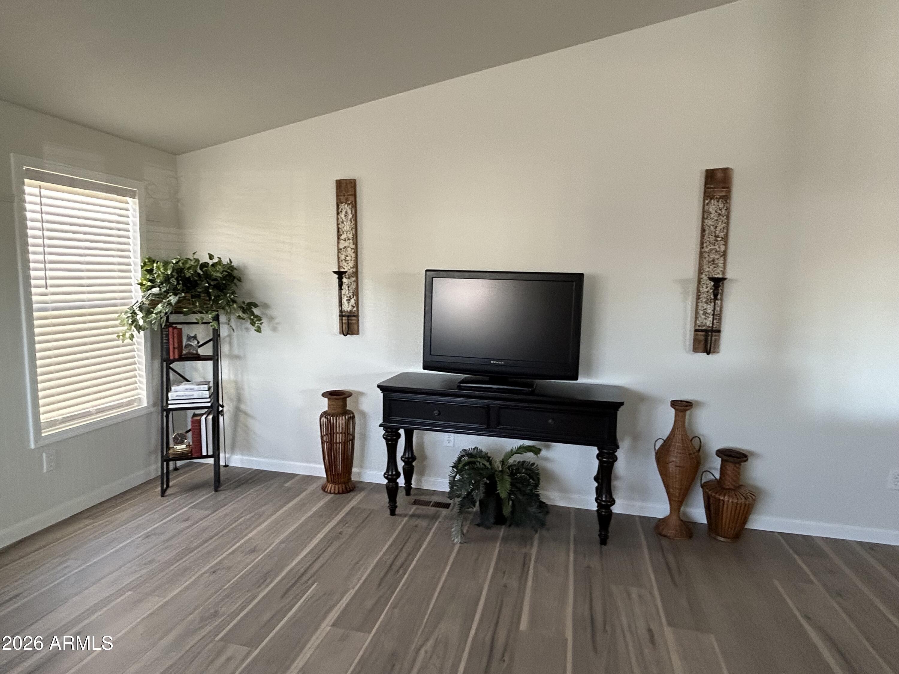 Apache East Estate - Residential