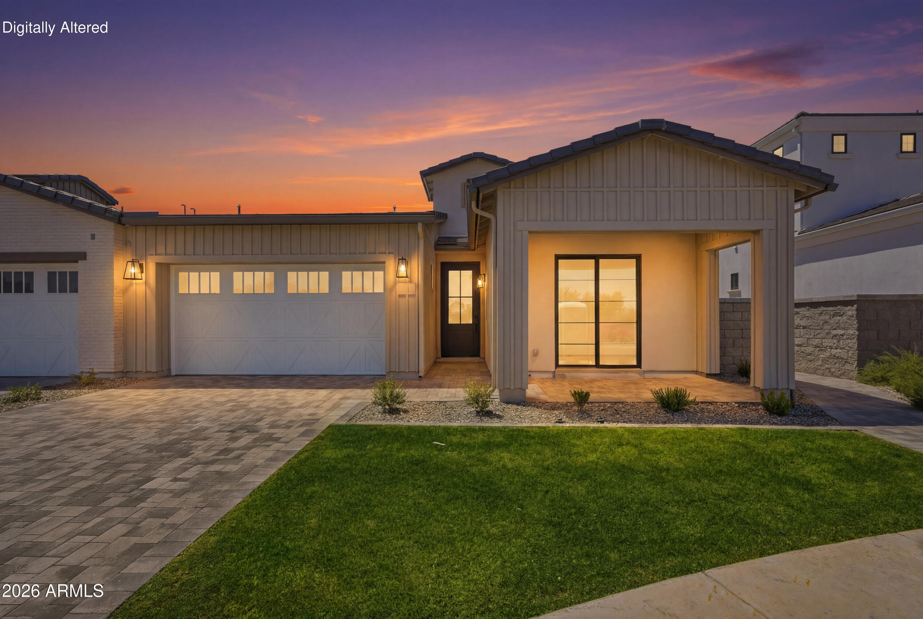 2733 E DERRINGER Court