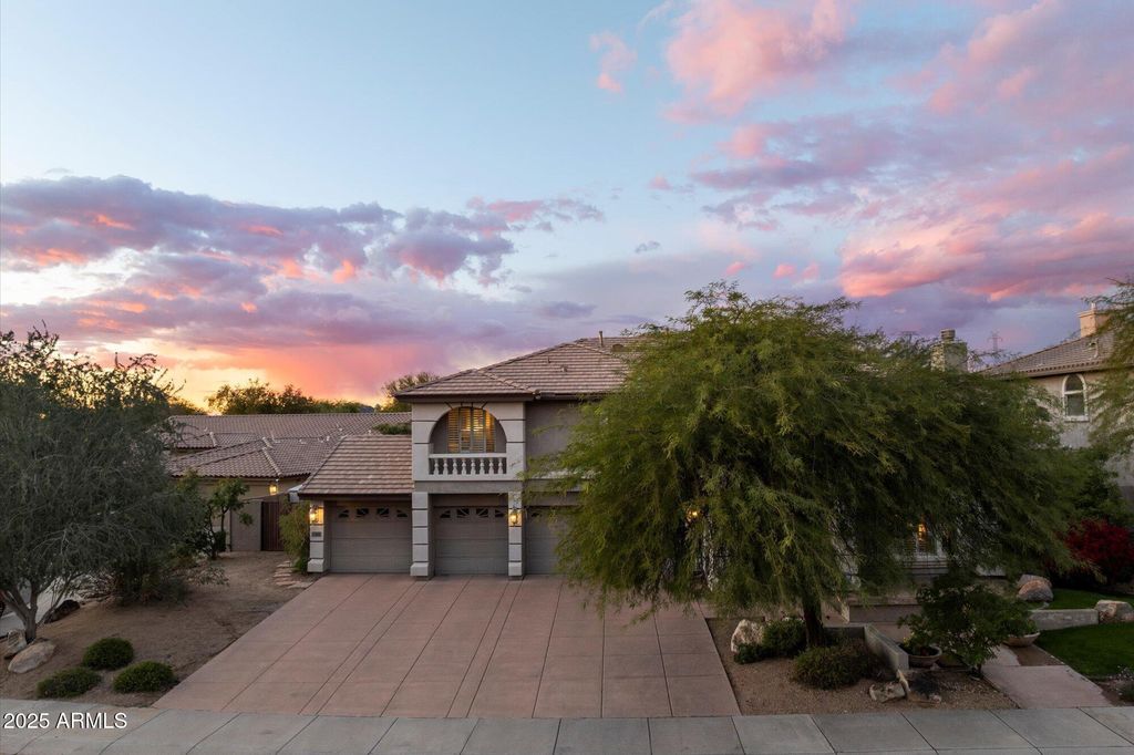 Photo of 7638 E Windwood Lane, Scottsdale, AZ 85255 (MLS # 6951981)