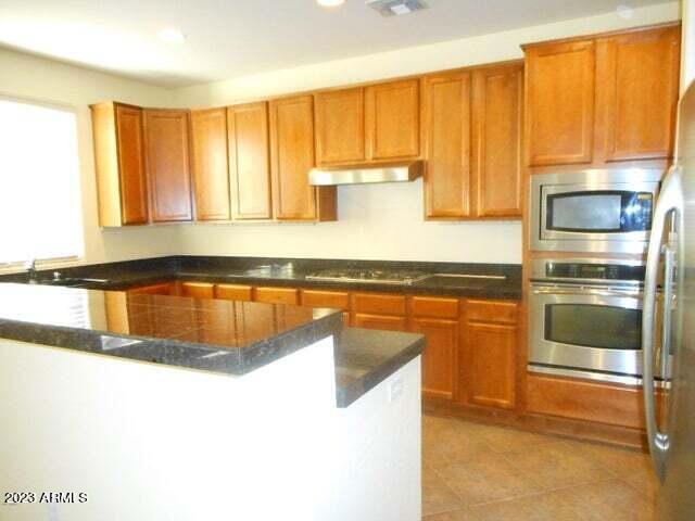 3989 E HUMMINGBIRD Lane