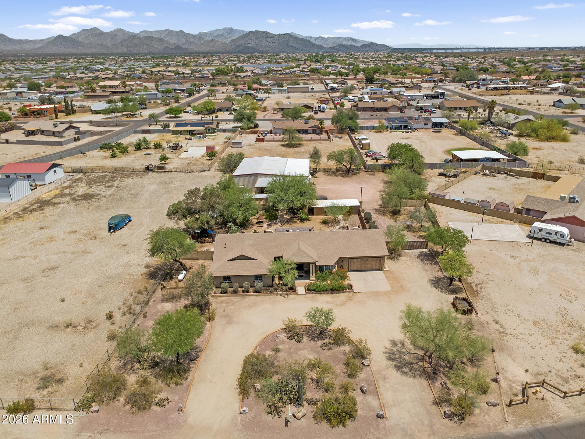 22102 W MEADE Lane