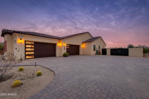 A home in Cave Creek