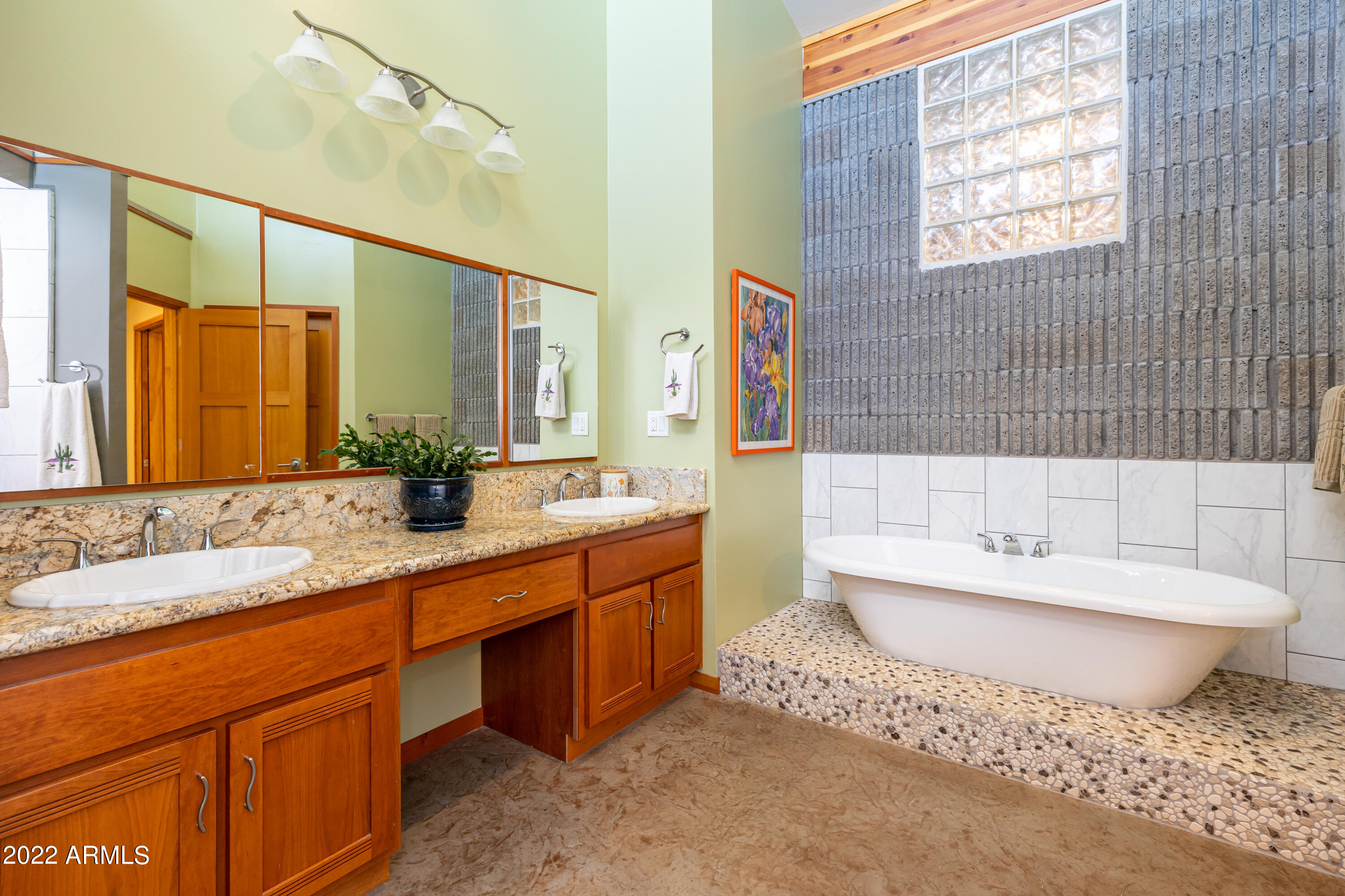 HOWARD MESA RANCH PHASE 2 UNIT 3 LOT 792 - Residential
