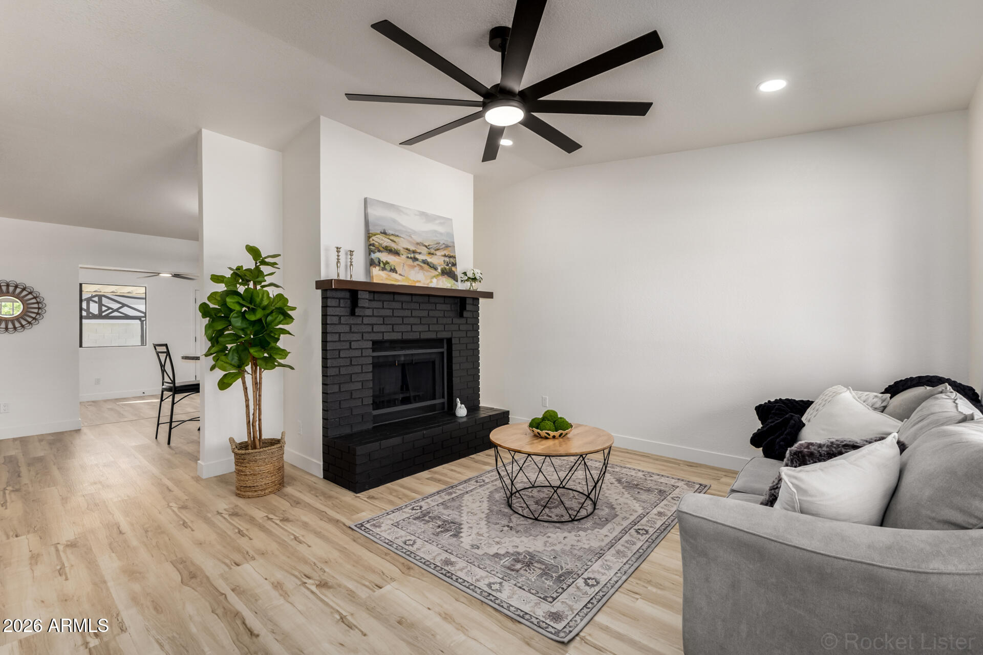 4749 E CONTESSA Street