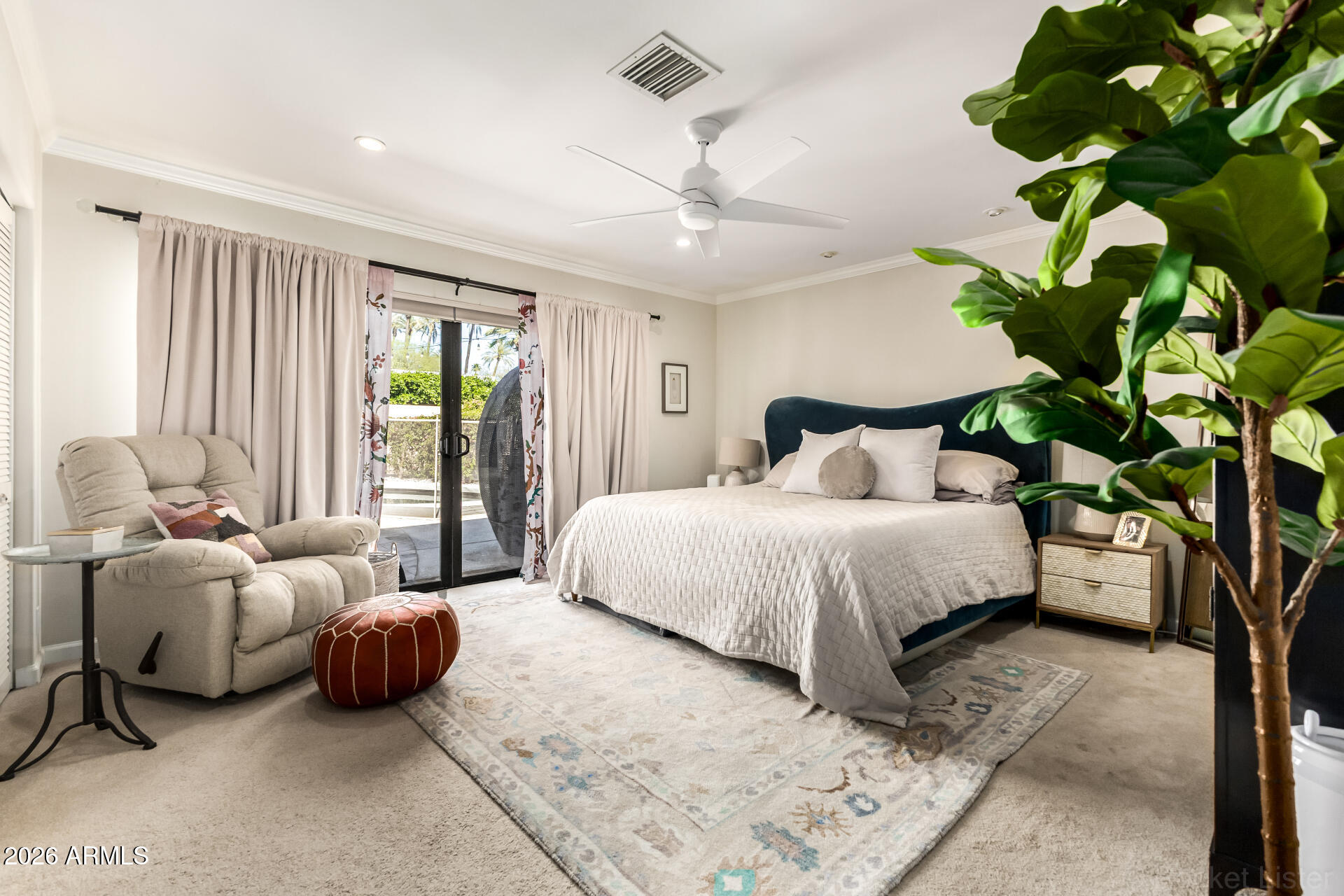 4330 E TURNEY Avenue