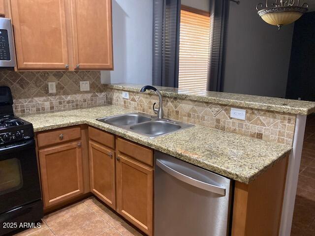 3105 W Espartero Way