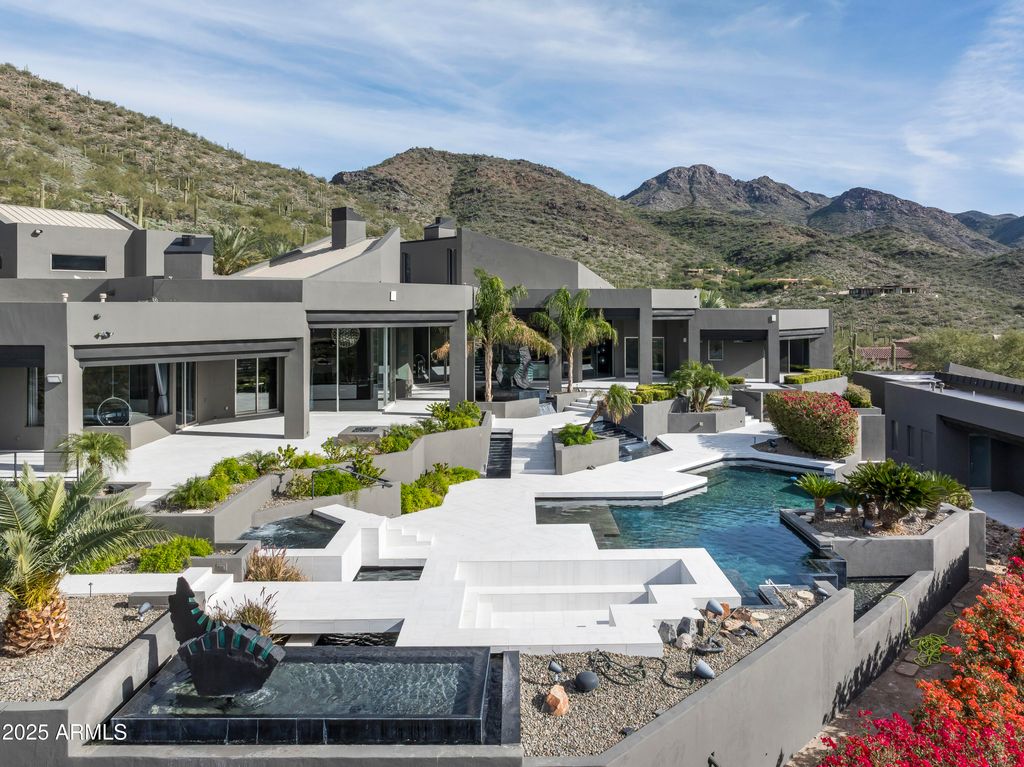 Photo of 10324 E Calle De Las Brisas, Scottsdale, AZ 85255 (MLS # 6964270)