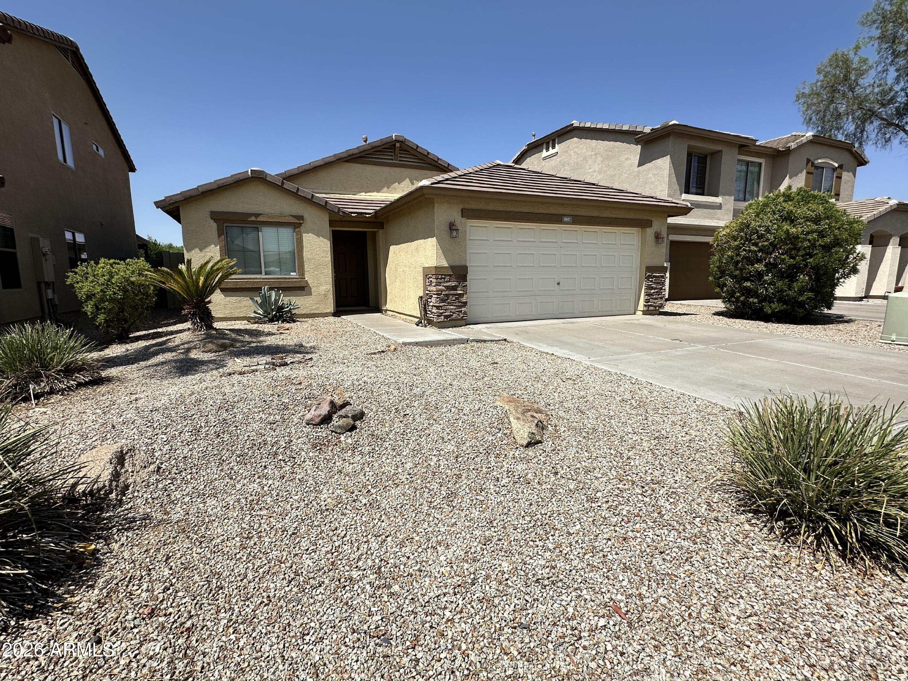 1847 W Desert Seasons Drive