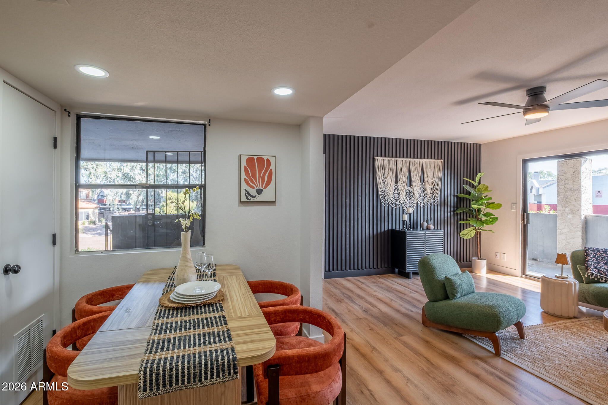 1730 W EMELITA Avenue 2027