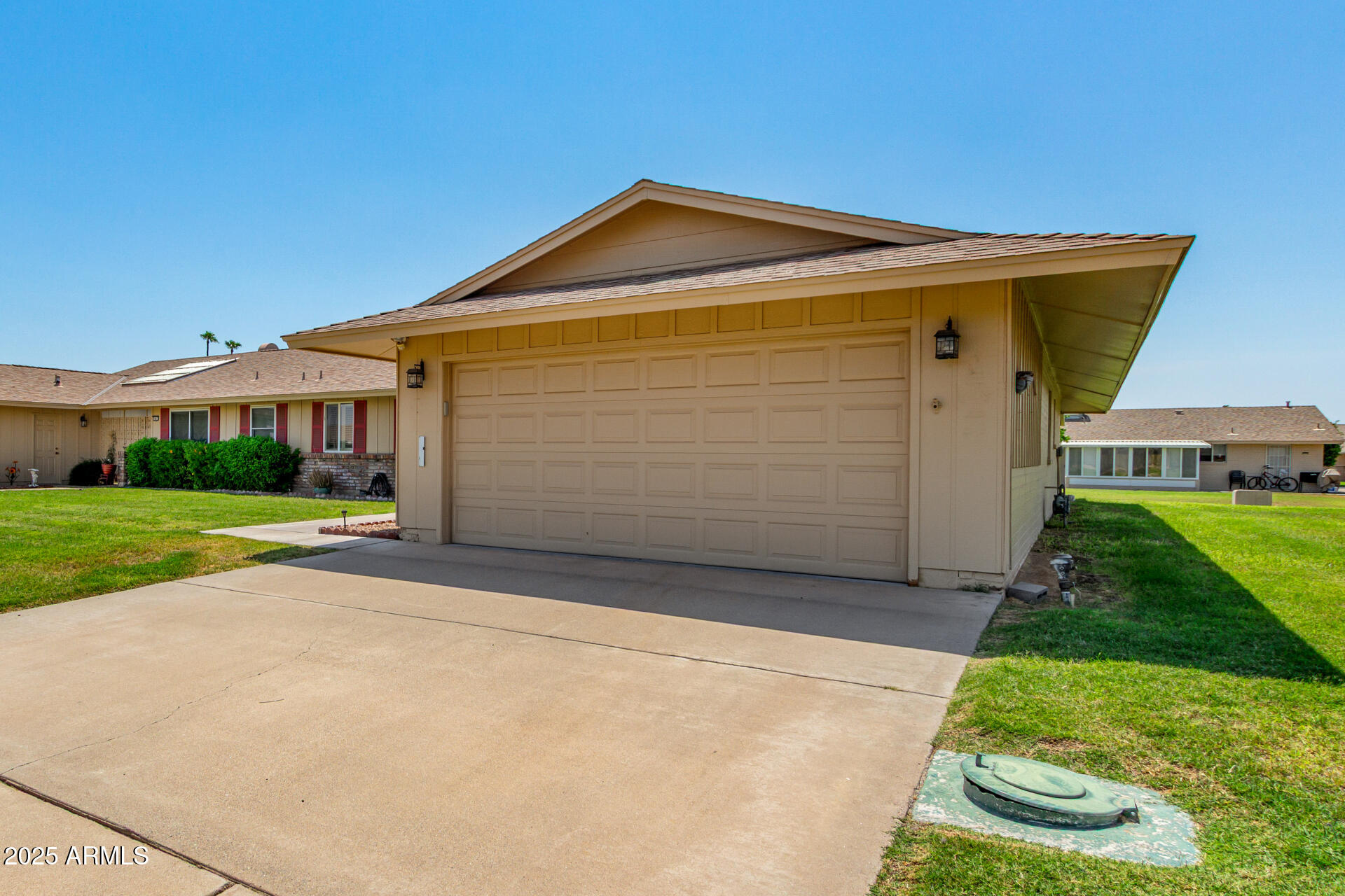 10615 W ROUNDELAY Circle