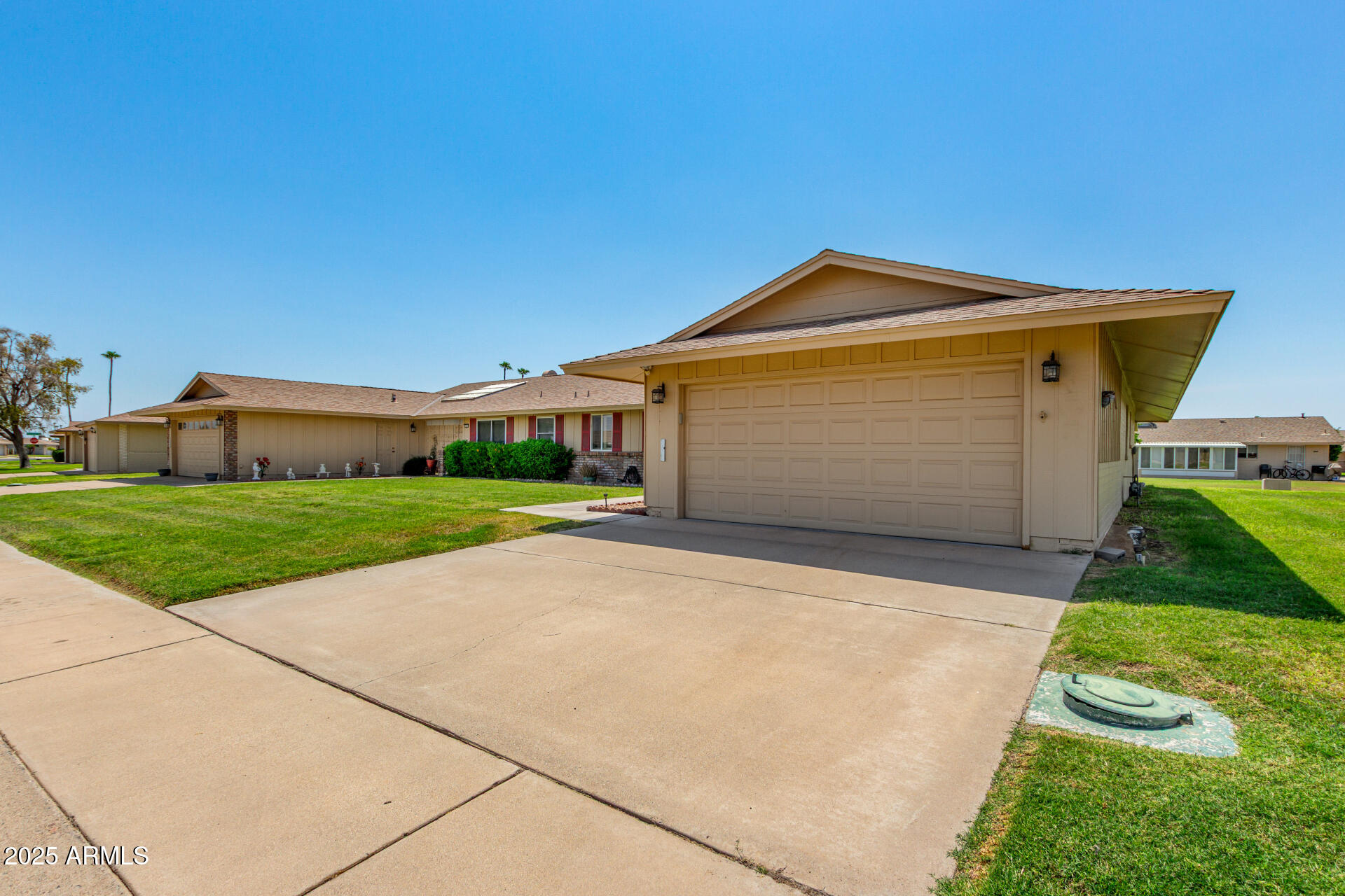 10615 W ROUNDELAY Circle
