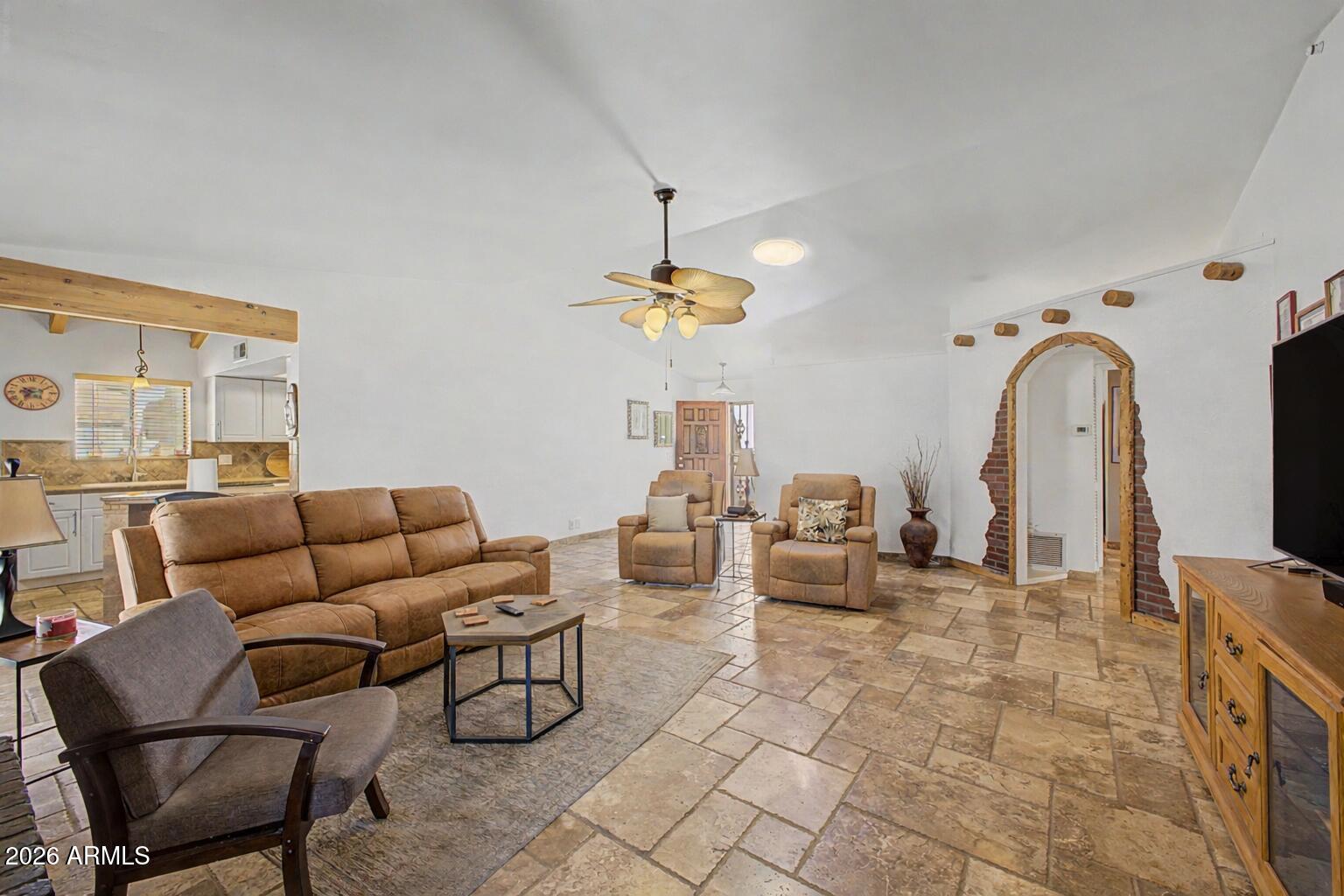 7239 E PUEBLO Avenue