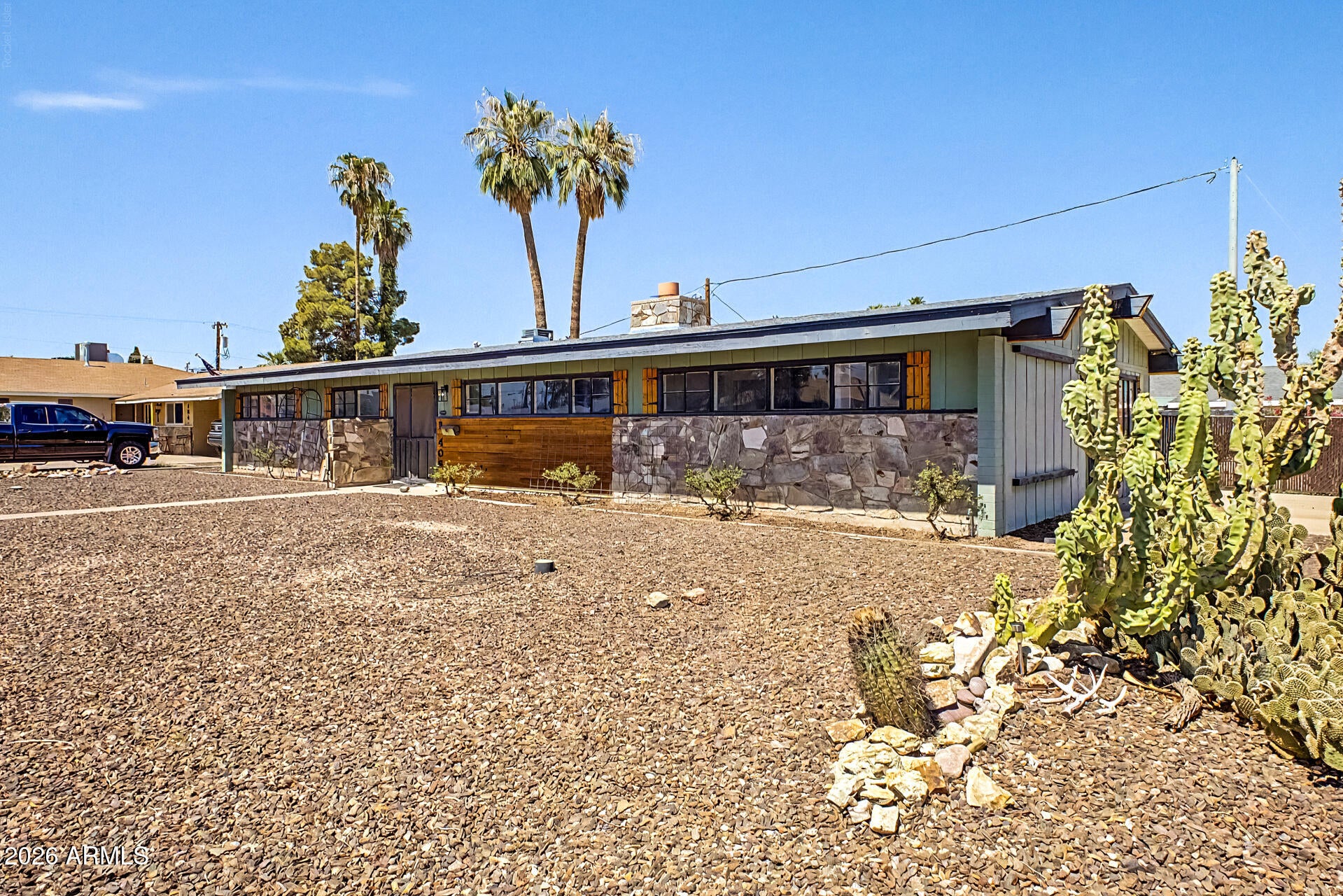 406 E PASEO DE PAULA --