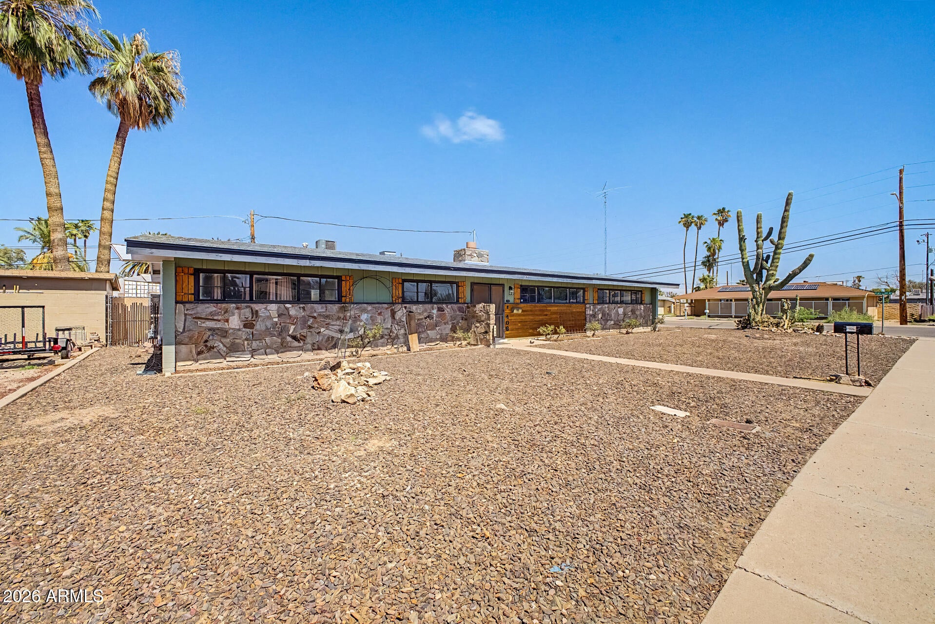406 E PASEO DE PAULA --