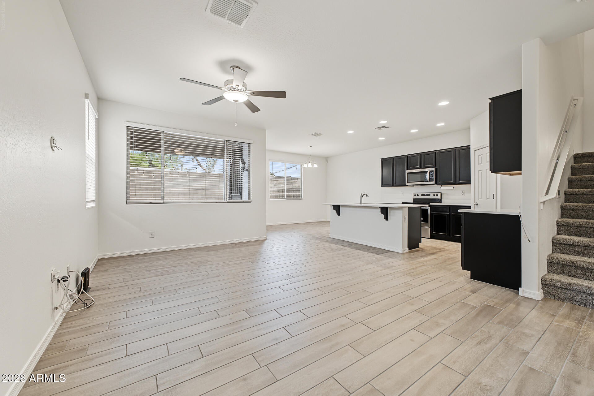 2339 E UNIVERSITY Drive 20