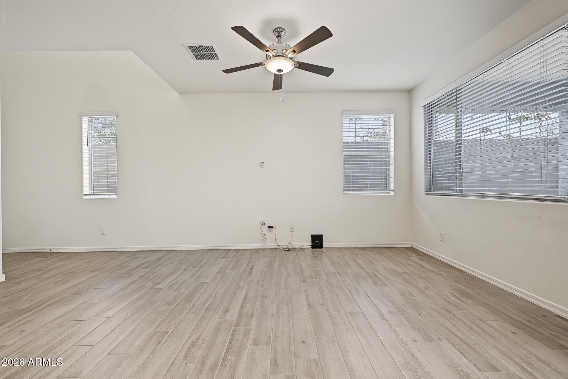 2339 E UNIVERSITY Drive 20