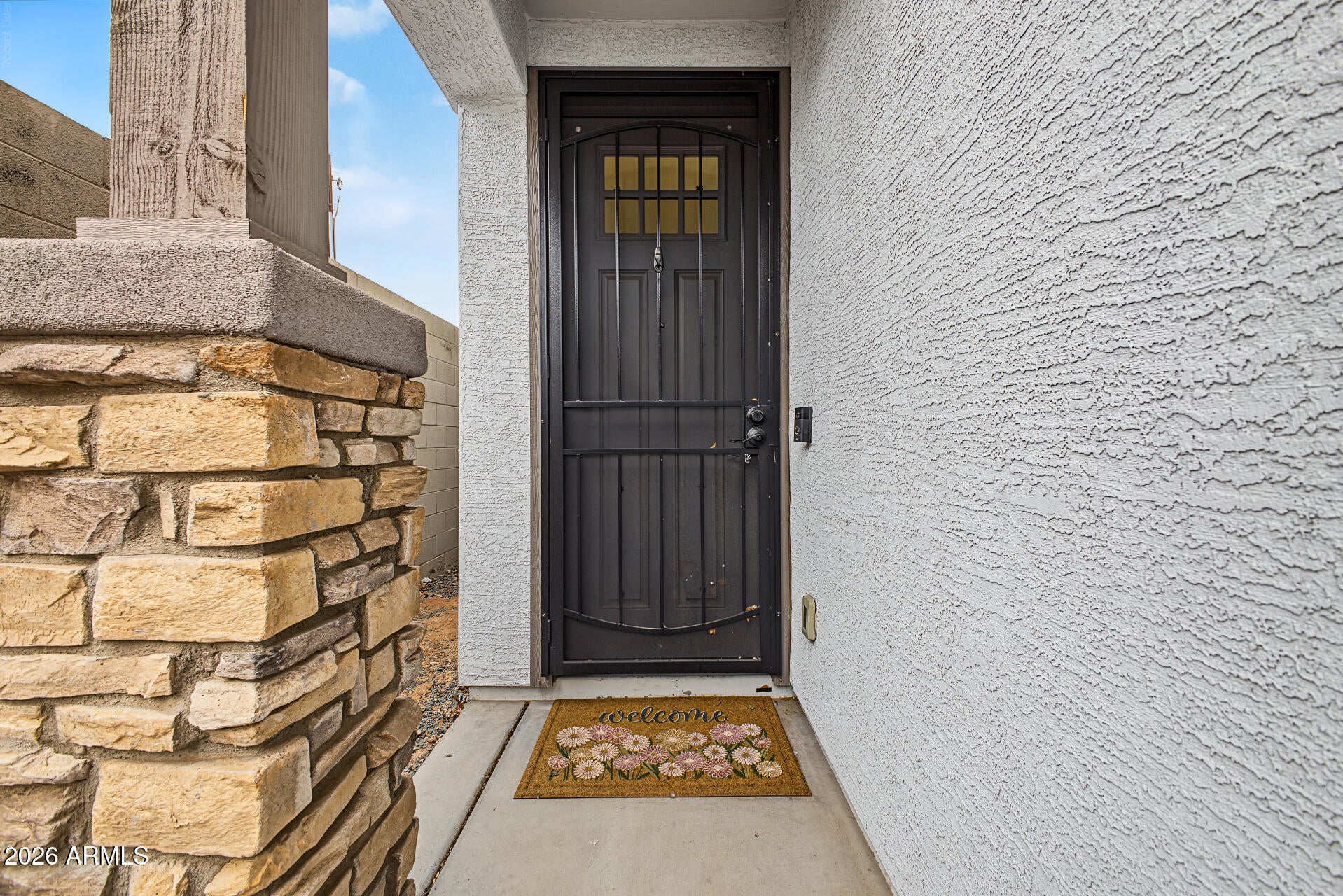 2339 E UNIVERSITY Drive 20
