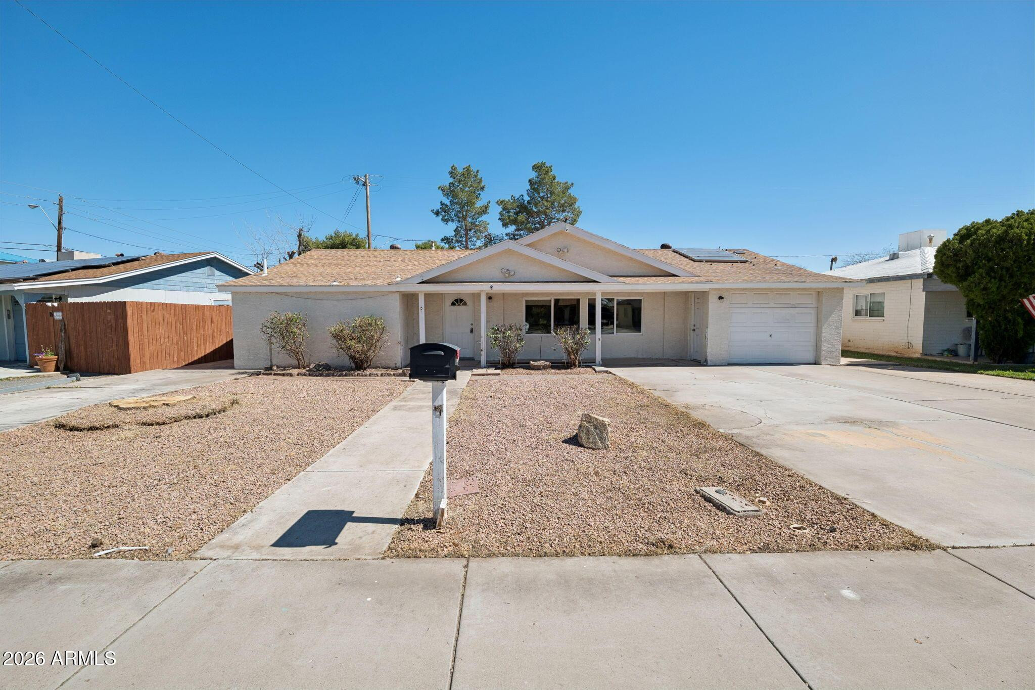 7 S Catalina Street