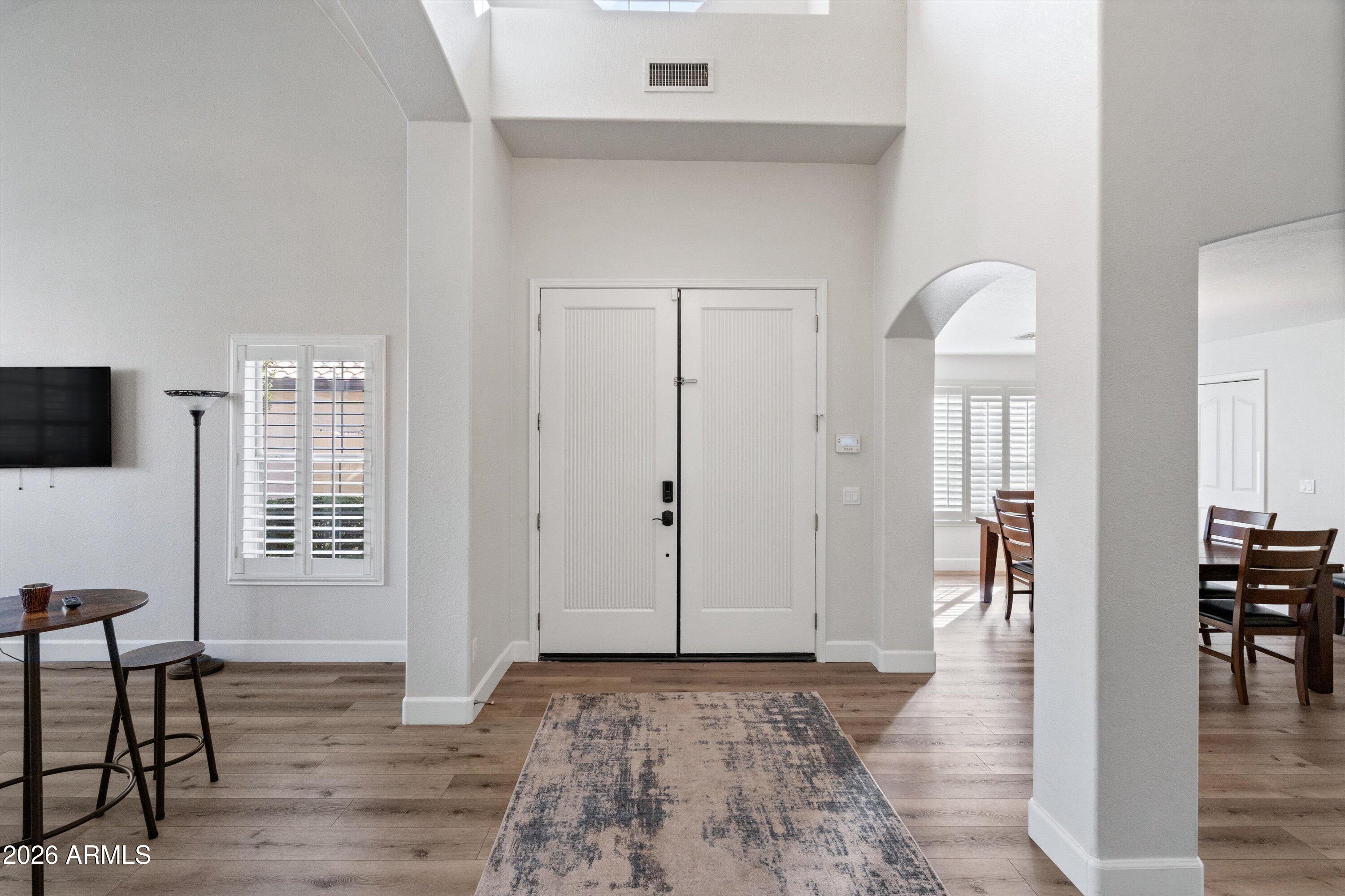 1335 E Horseshoe Avenue