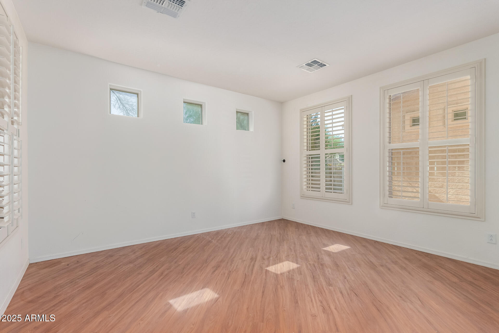3034 W GRAN PARADISO Drive