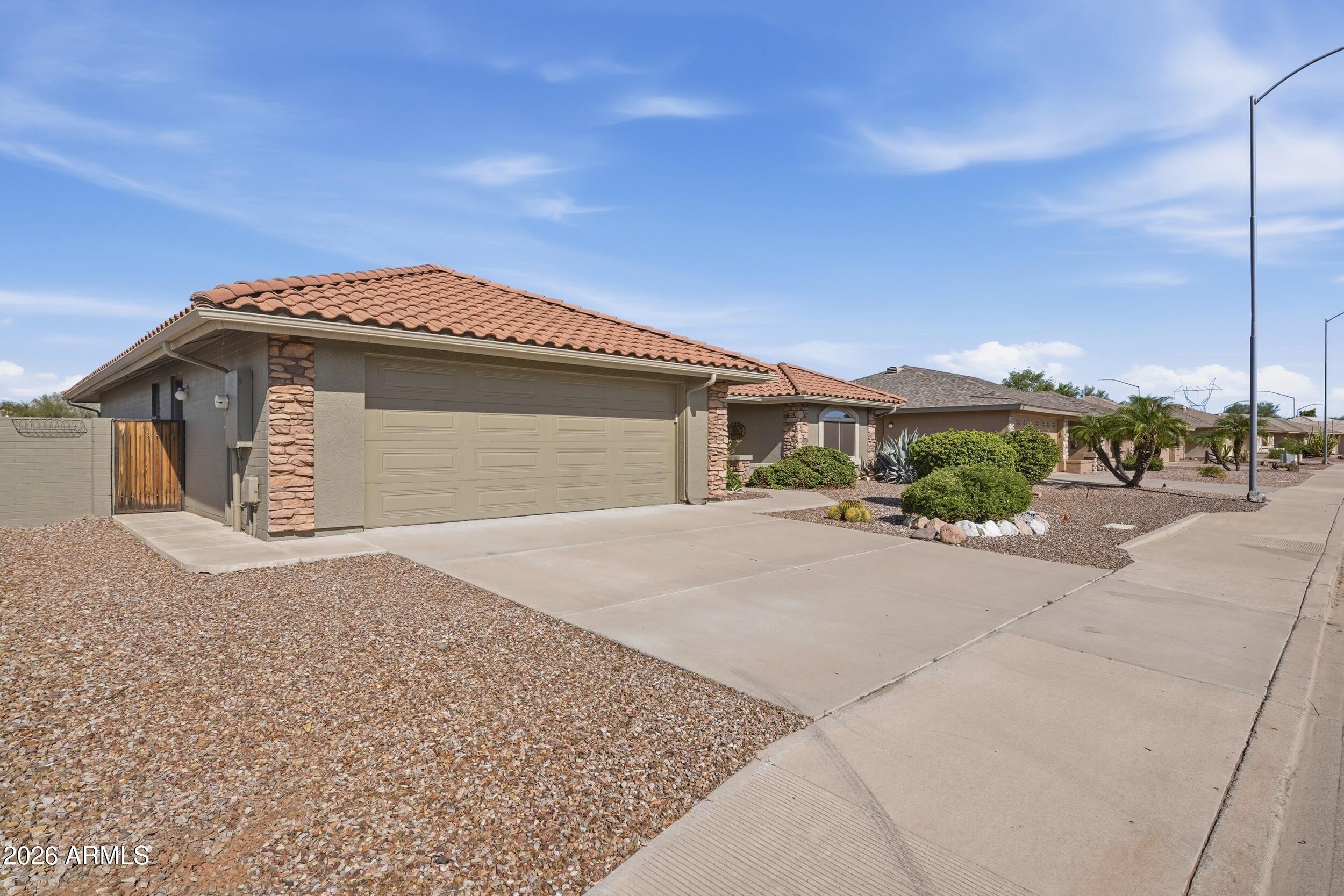 2164 S OLIVEWOOD Drive