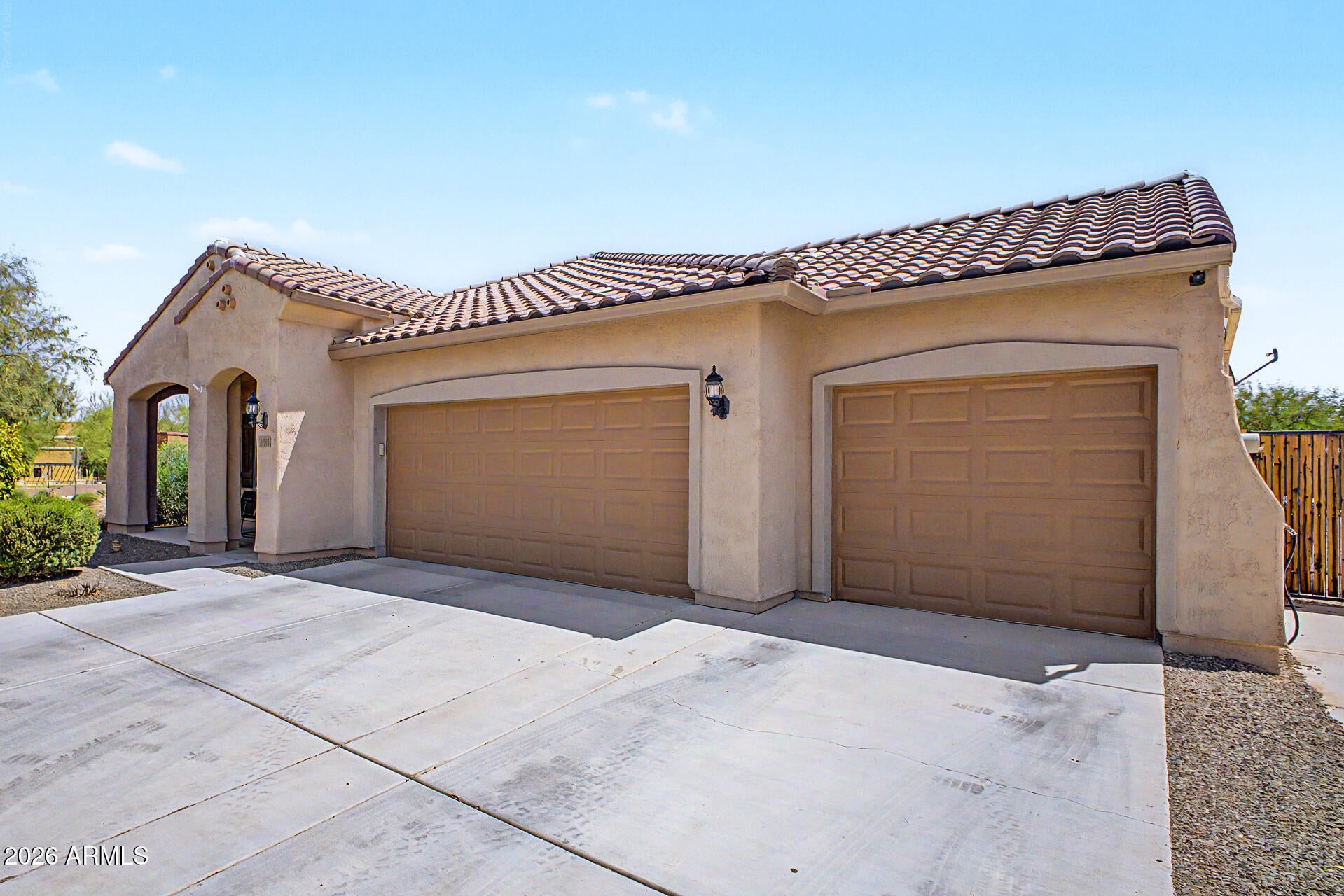26150 W WAHALLA Lane