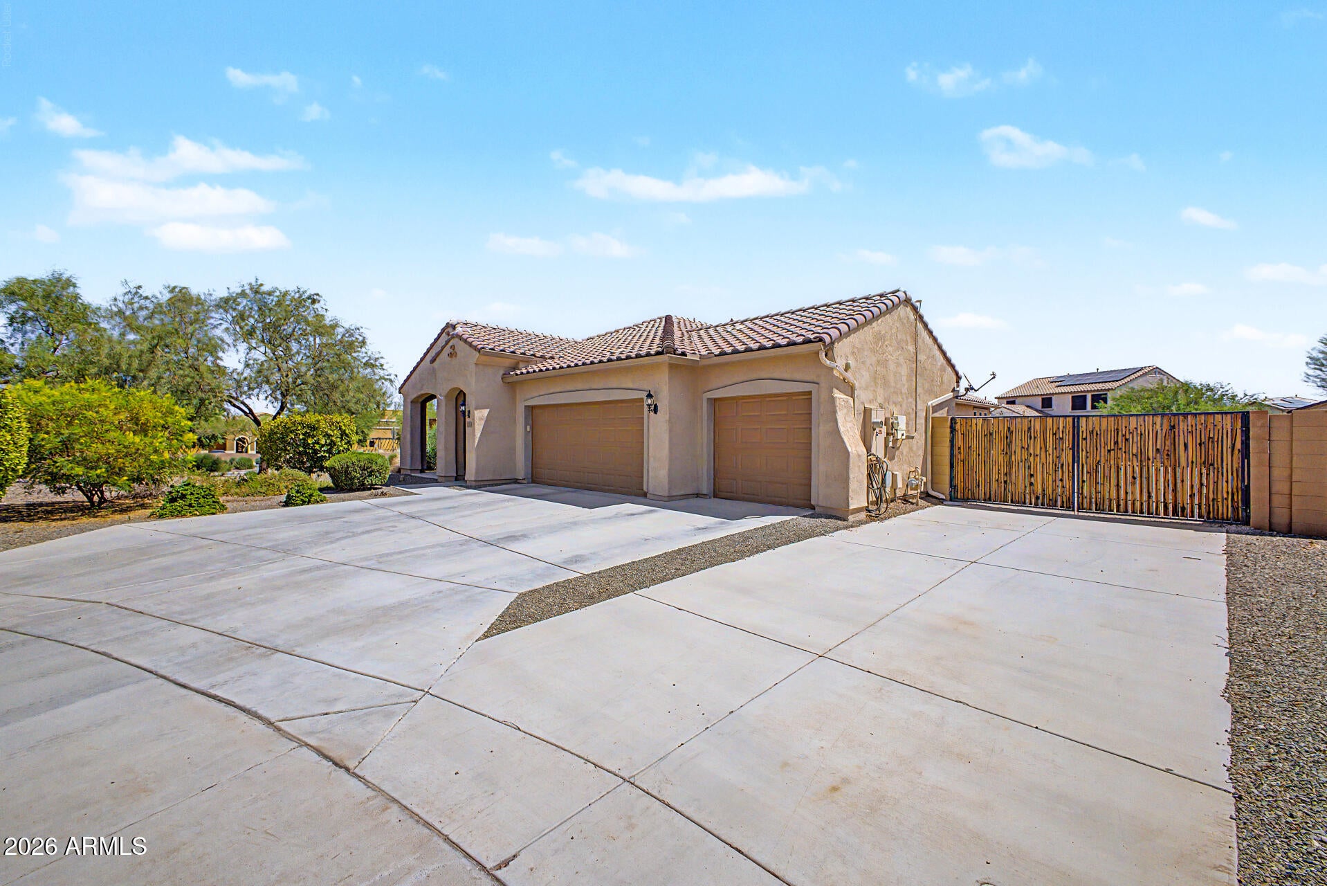 26150 W WAHALLA Lane