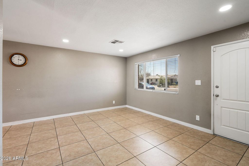 Photo of 3244 E Hillery Drive, Phoenix, AZ 85032 (MLS # 7002445)