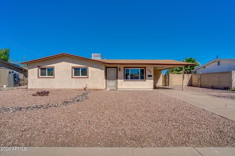 3244 E HILLERY Drive Phoenix AZ 85032