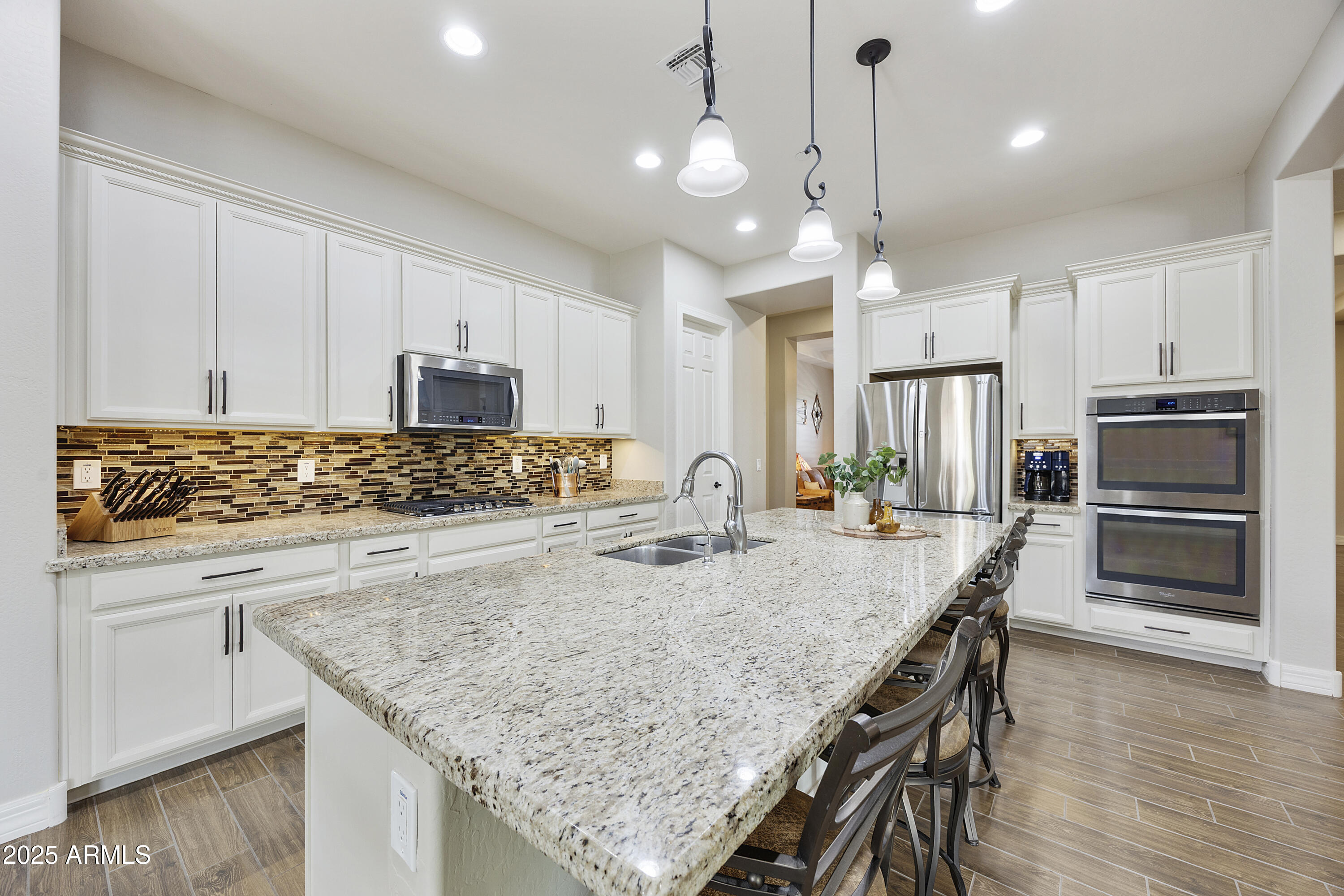 10049 E TOPAZ Avenue