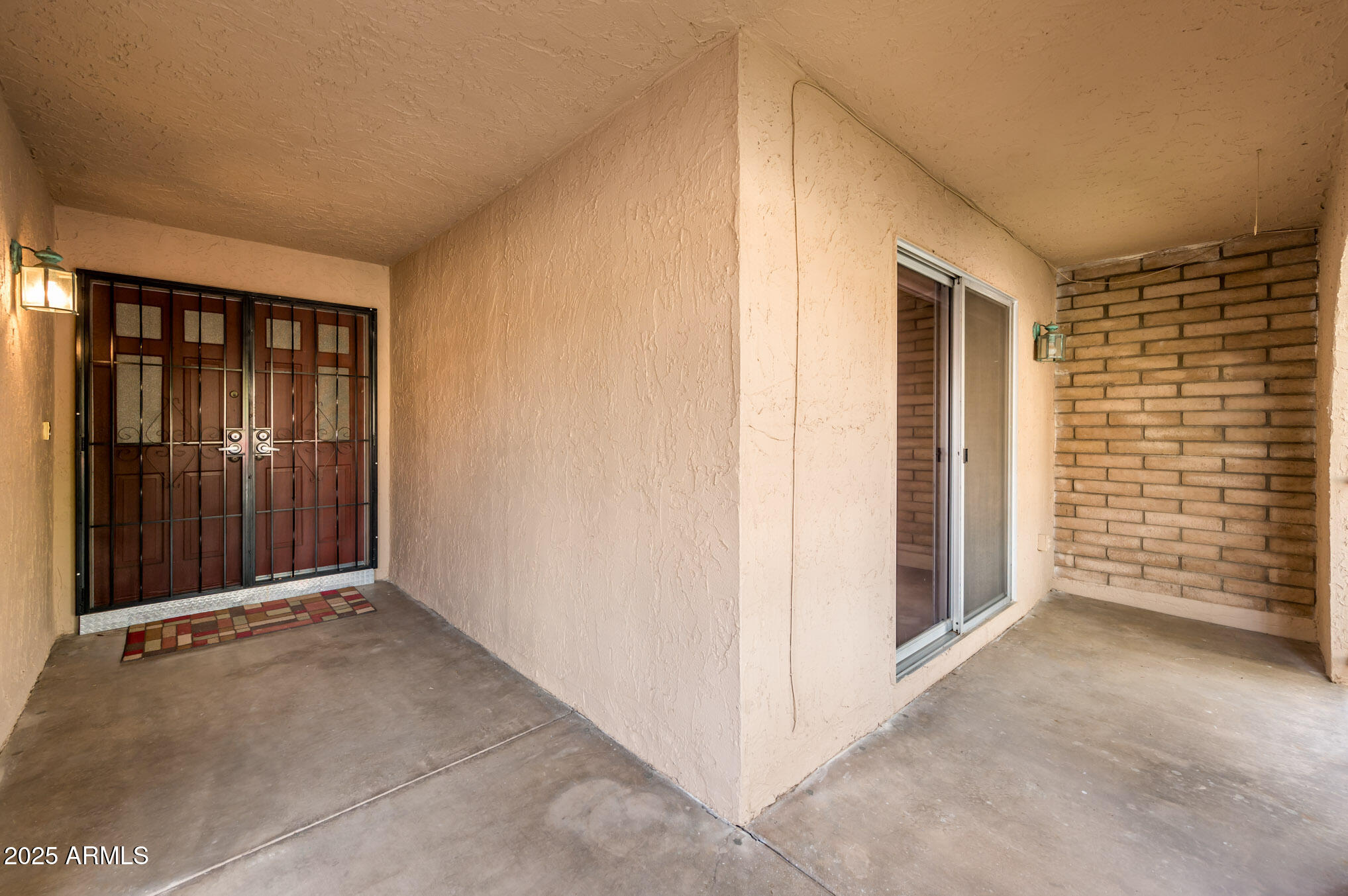 7837 E CRESTWOOD Way