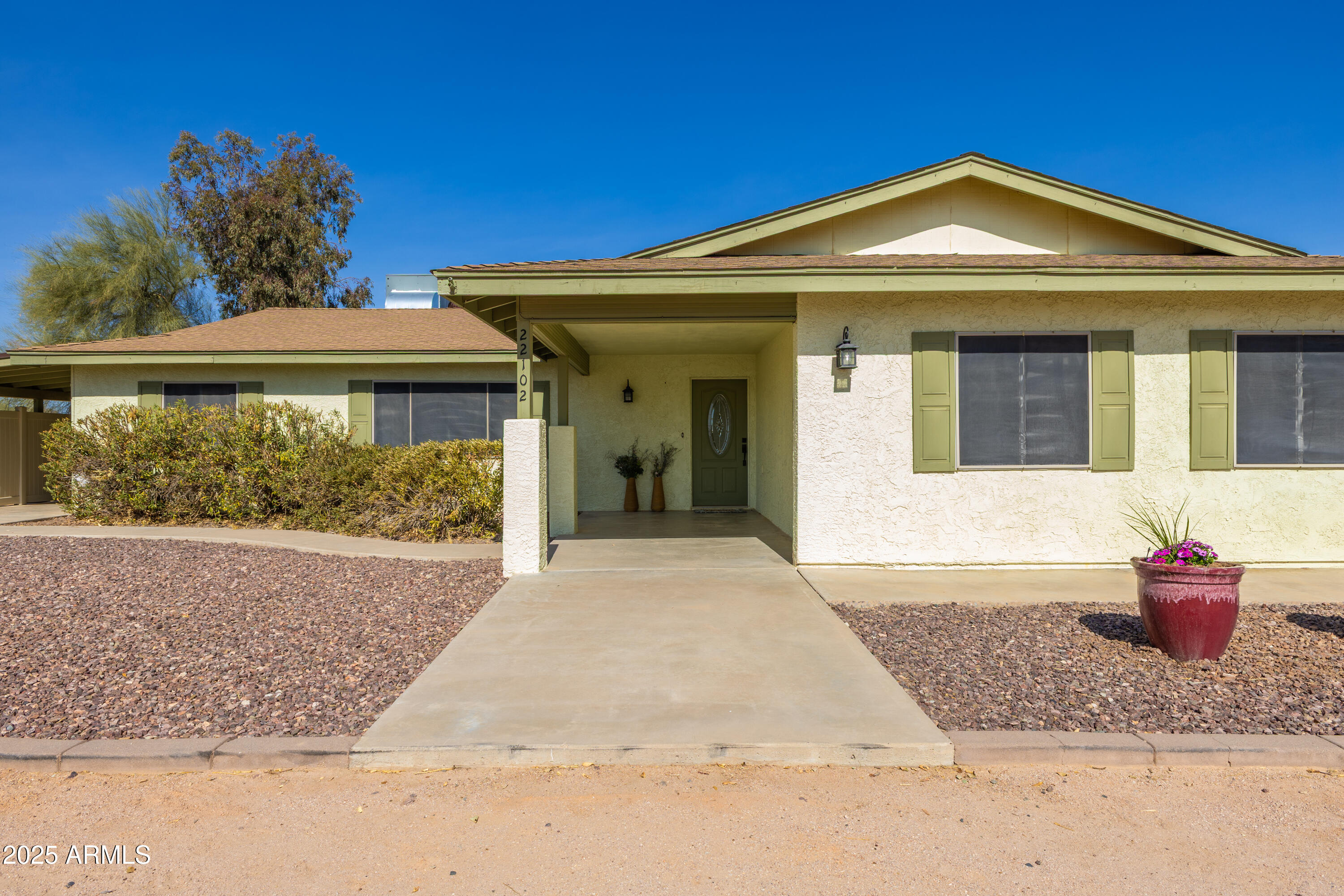 22102 W RIPPLE Road