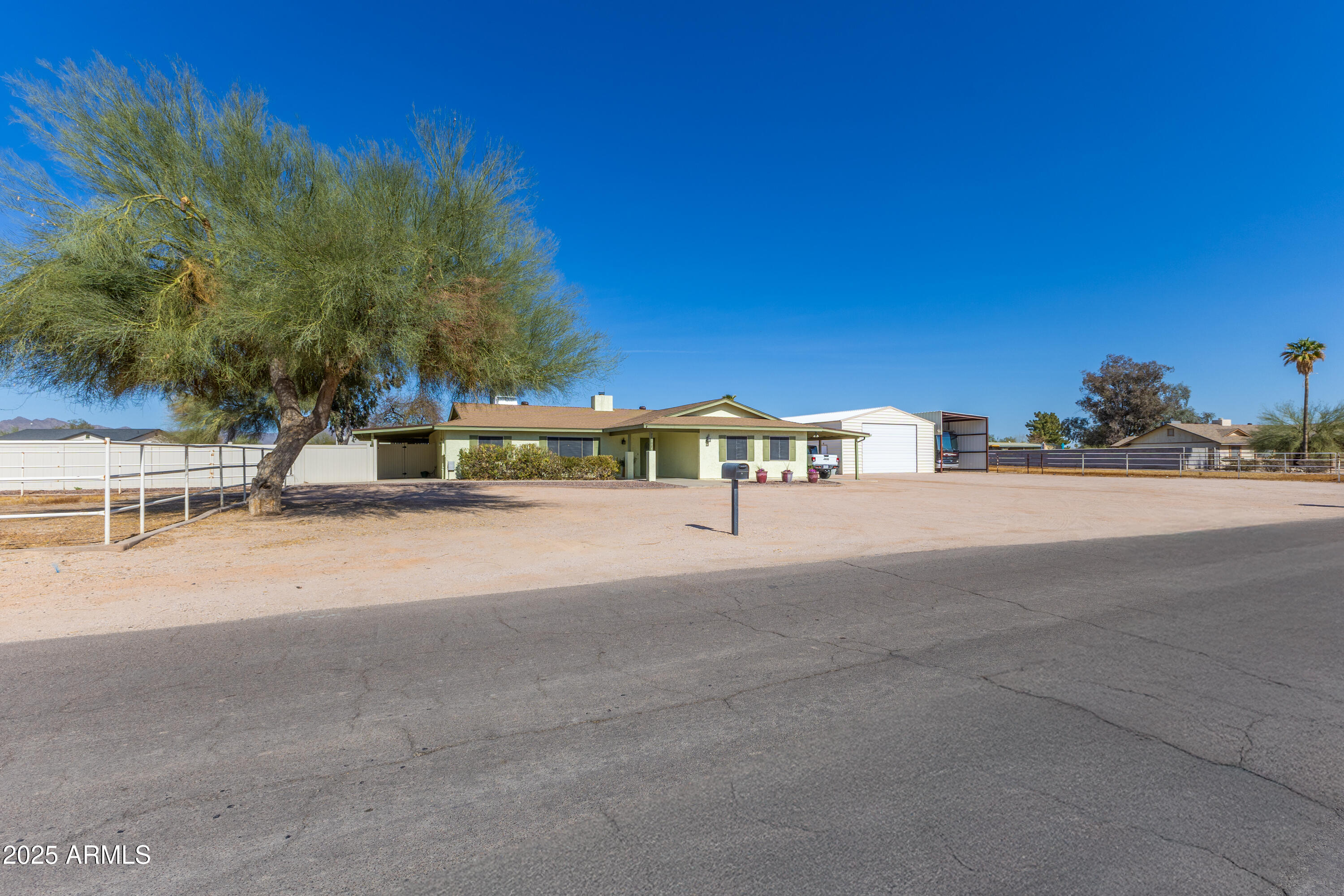 22102 W RIPPLE Road