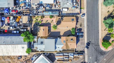 1605 W LATHAM Street Phoenix AZ 85007